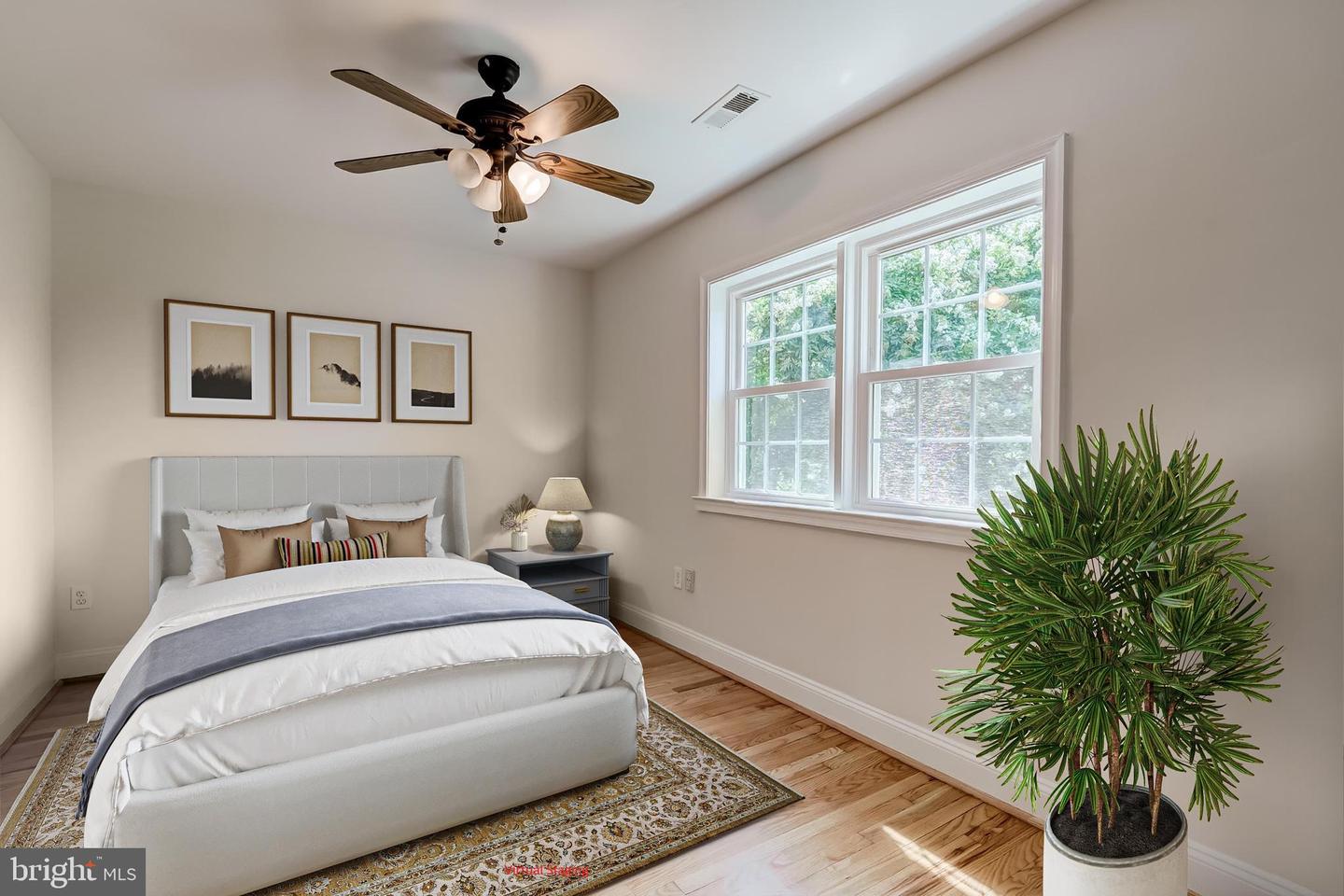 735 BERNARD ST, ALEXANDRIA, Virginia 22314, 2 Bedrooms Bedrooms, ,1 BathroomBathrooms,Residential,For sale,735 BERNARD ST,VAAX2047646 MLS # VAAX2047646