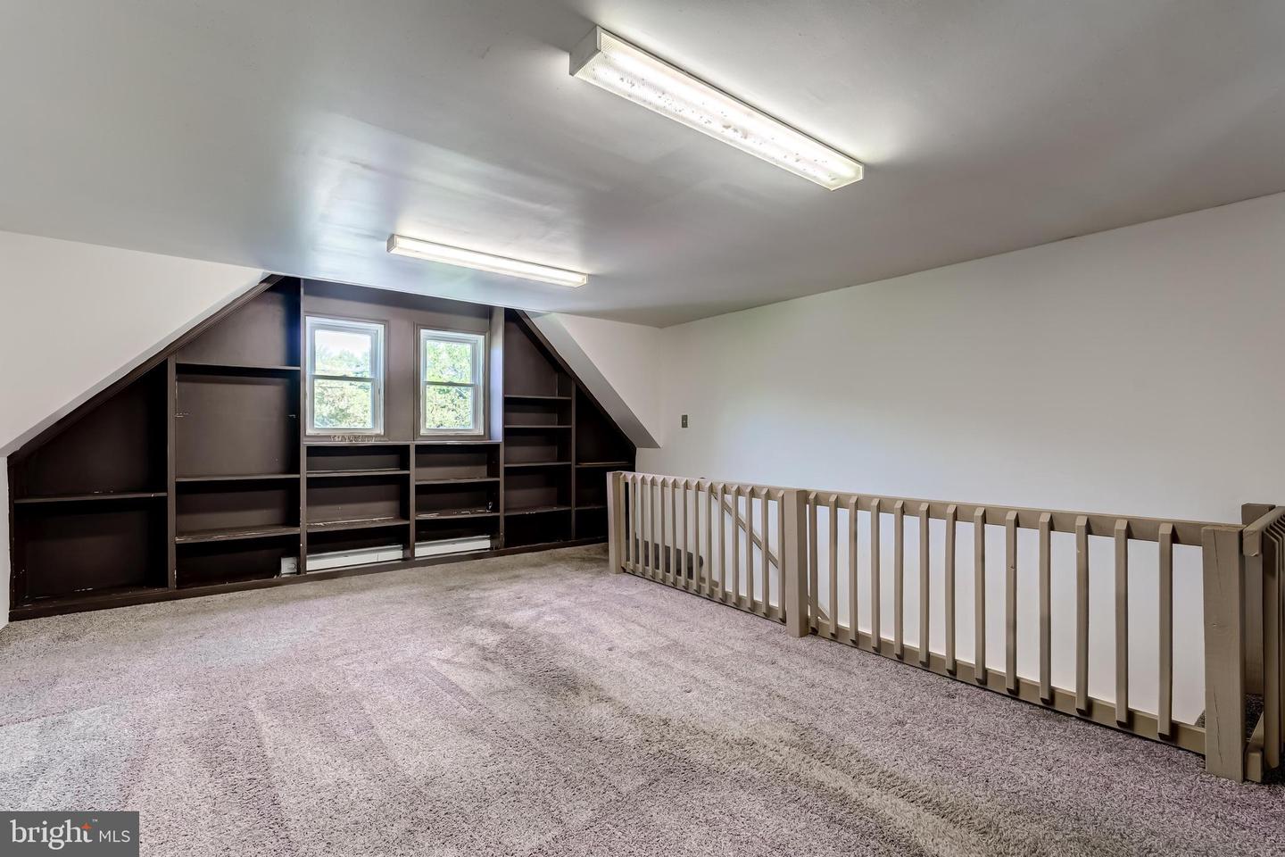 735 BERNARD ST, ALEXANDRIA, Virginia 22314, 2 Bedrooms Bedrooms, ,1 BathroomBathrooms,Residential,For sale,735 BERNARD ST,VAAX2047646 MLS # VAAX2047646