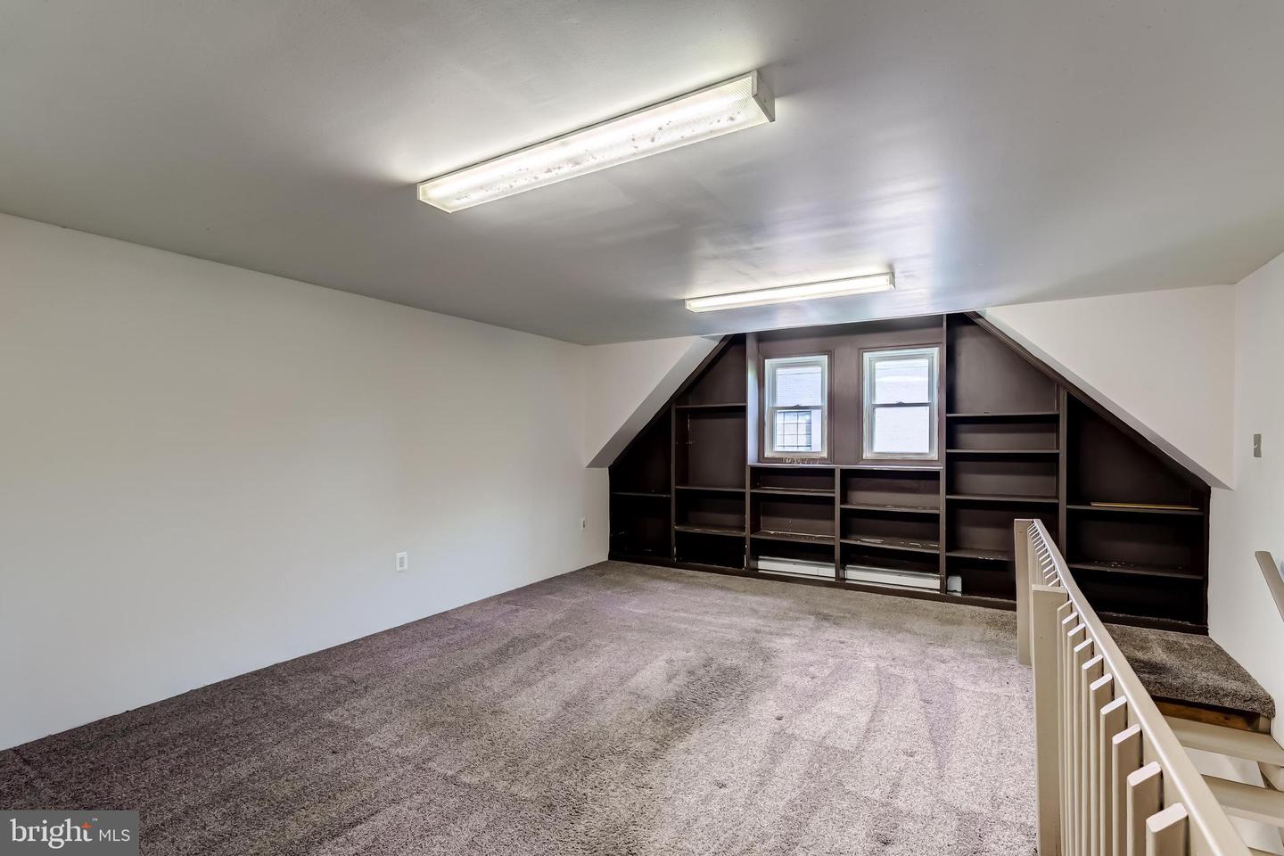 735 BERNARD ST, ALEXANDRIA, Virginia 22314, 2 Bedrooms Bedrooms, ,1 BathroomBathrooms,Residential,For sale,735 BERNARD ST,VAAX2047646 MLS # VAAX2047646