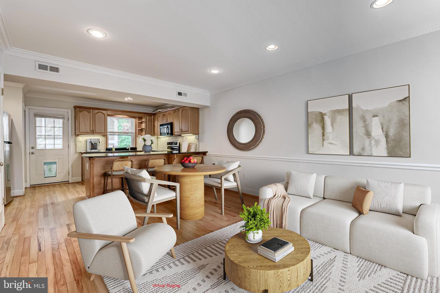 735 BERNARD ST, ALEXANDRIA, Virginia 22314, 2 Bedrooms Bedrooms, ,1 BathroomBathrooms,Residential,For sale,735 BERNARD ST,VAAX2047646 MLS # VAAX2047646