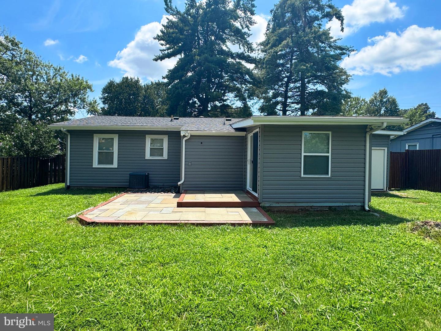 6610 STAGECOACH ST, SPRINGFIELD, Virginia 22150, 3 Bedrooms Bedrooms, ,2 BathroomsBathrooms,Residential,For sale,6610 STAGECOACH ST,VAFX2256690 MLS # VAFX2256690
