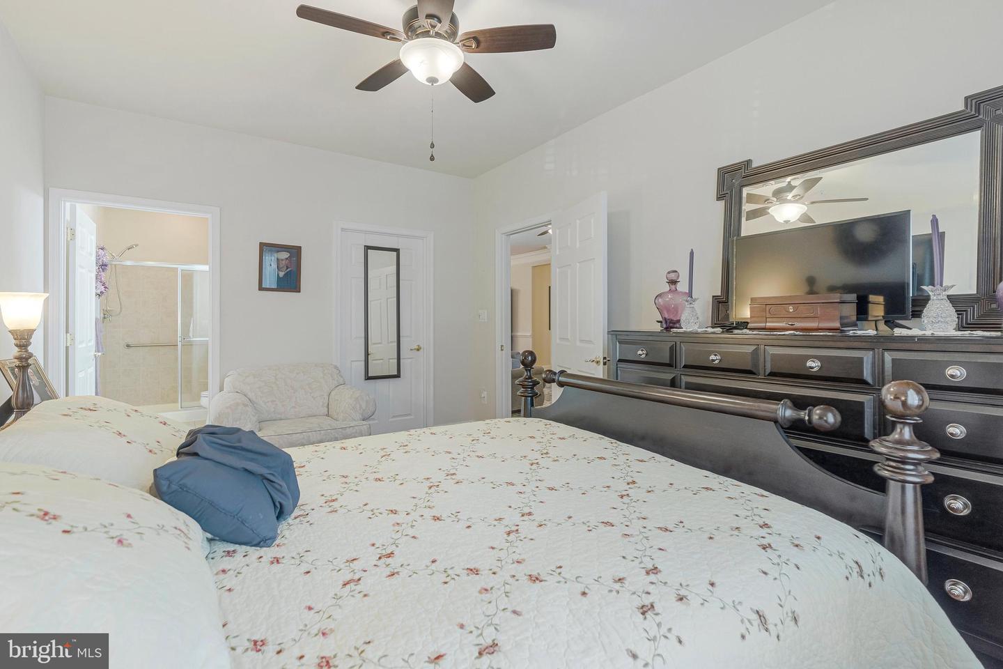 7065 HERITAGE HUNT DR #101, GAINESVILLE, Virginia 20155, 2 Bedrooms Bedrooms, ,2 BathroomsBathrooms,Residential,For sale,7065 HERITAGE HUNT DR #101,VAPW2099800 MLS # VAPW2099800