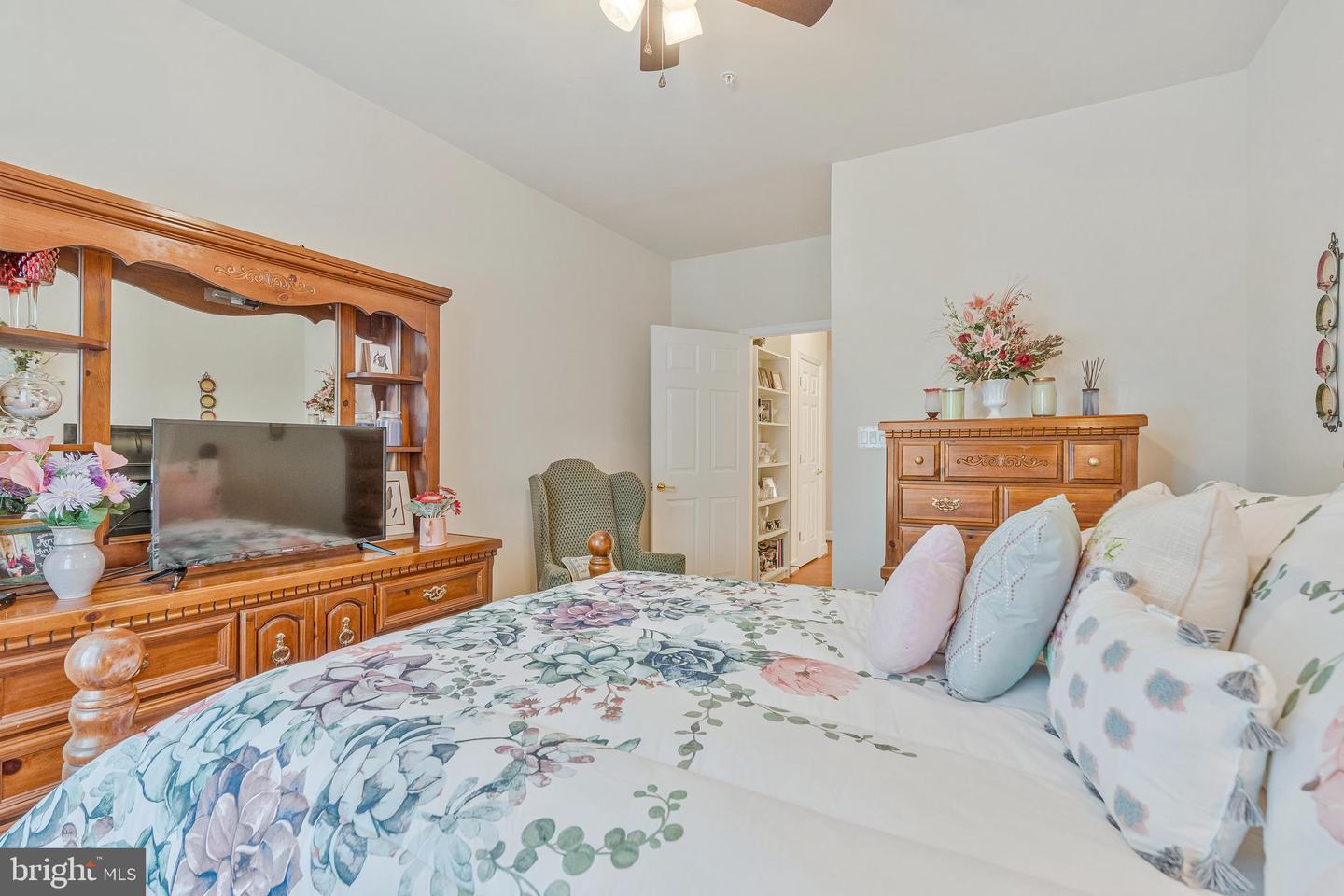 7065 HERITAGE HUNT DR #101, GAINESVILLE, Virginia 20155, 2 Bedrooms Bedrooms, ,2 BathroomsBathrooms,Residential,For sale,7065 HERITAGE HUNT DR #101,VAPW2099800 MLS # VAPW2099800