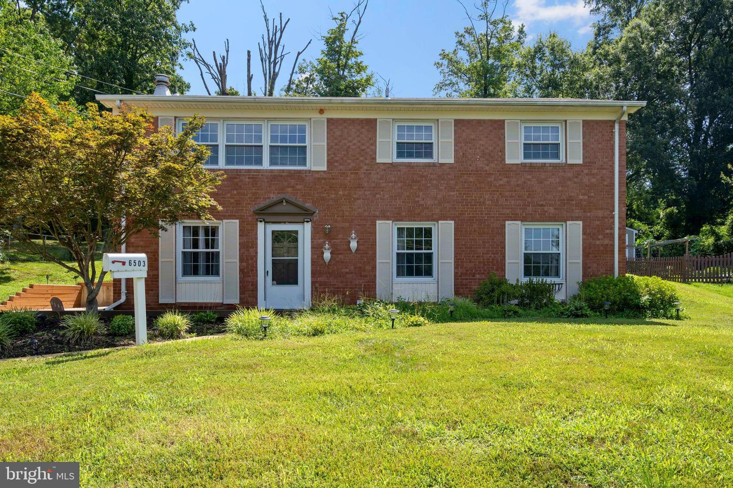 6503 CARRIAGE DR, ALEXANDRIA, Virginia 22310, 3 Bedrooms Bedrooms, ,2 BathroomsBathrooms,Residential,For sale,6503 CARRIAGE DR,VAFX2257206 MLS # VAFX2257206