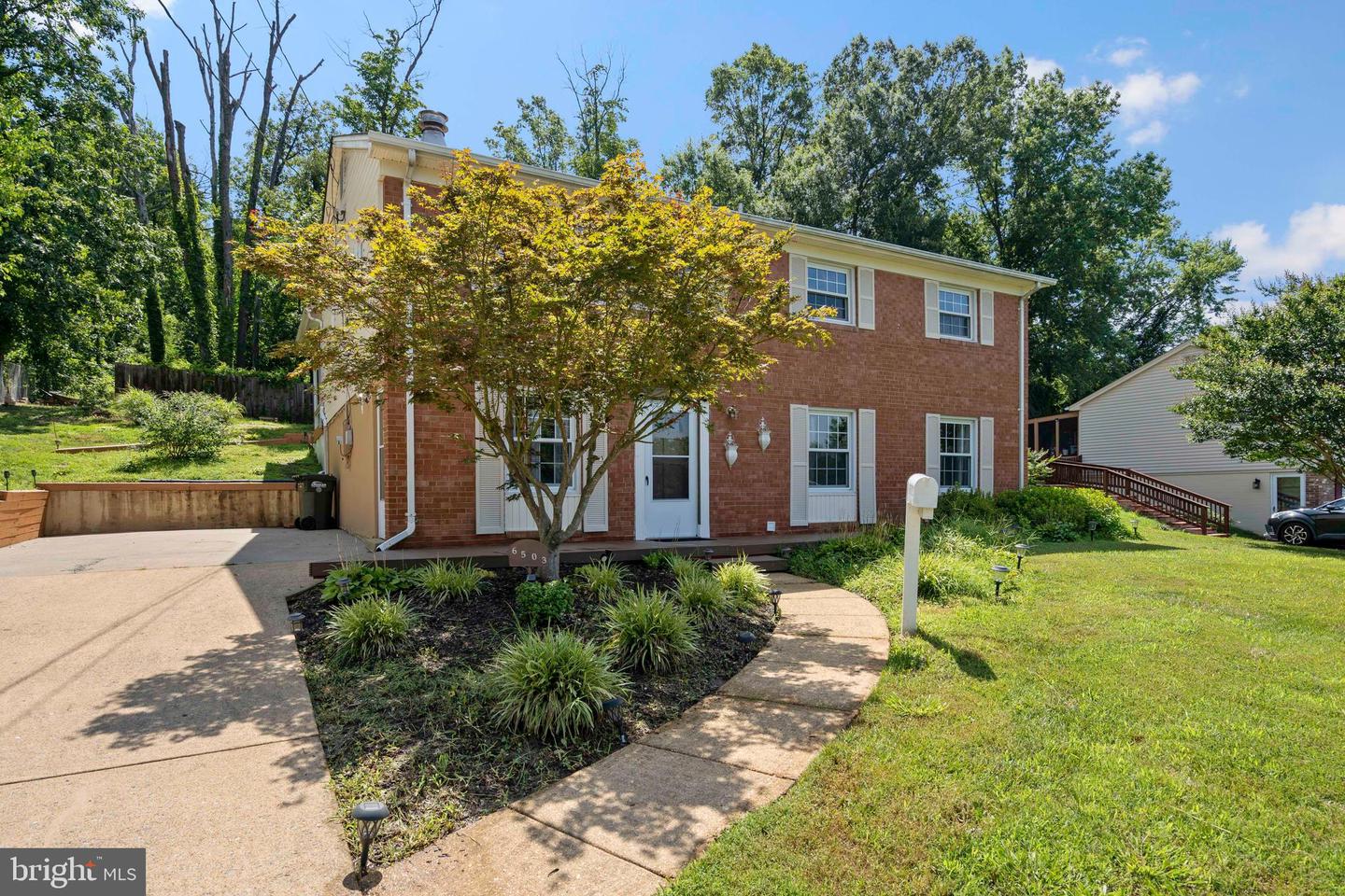 6503 CARRIAGE DR, ALEXANDRIA, Virginia 22310, 3 Bedrooms Bedrooms, ,2 BathroomsBathrooms,Residential,For sale,6503 CARRIAGE DR,VAFX2257206 MLS # VAFX2257206