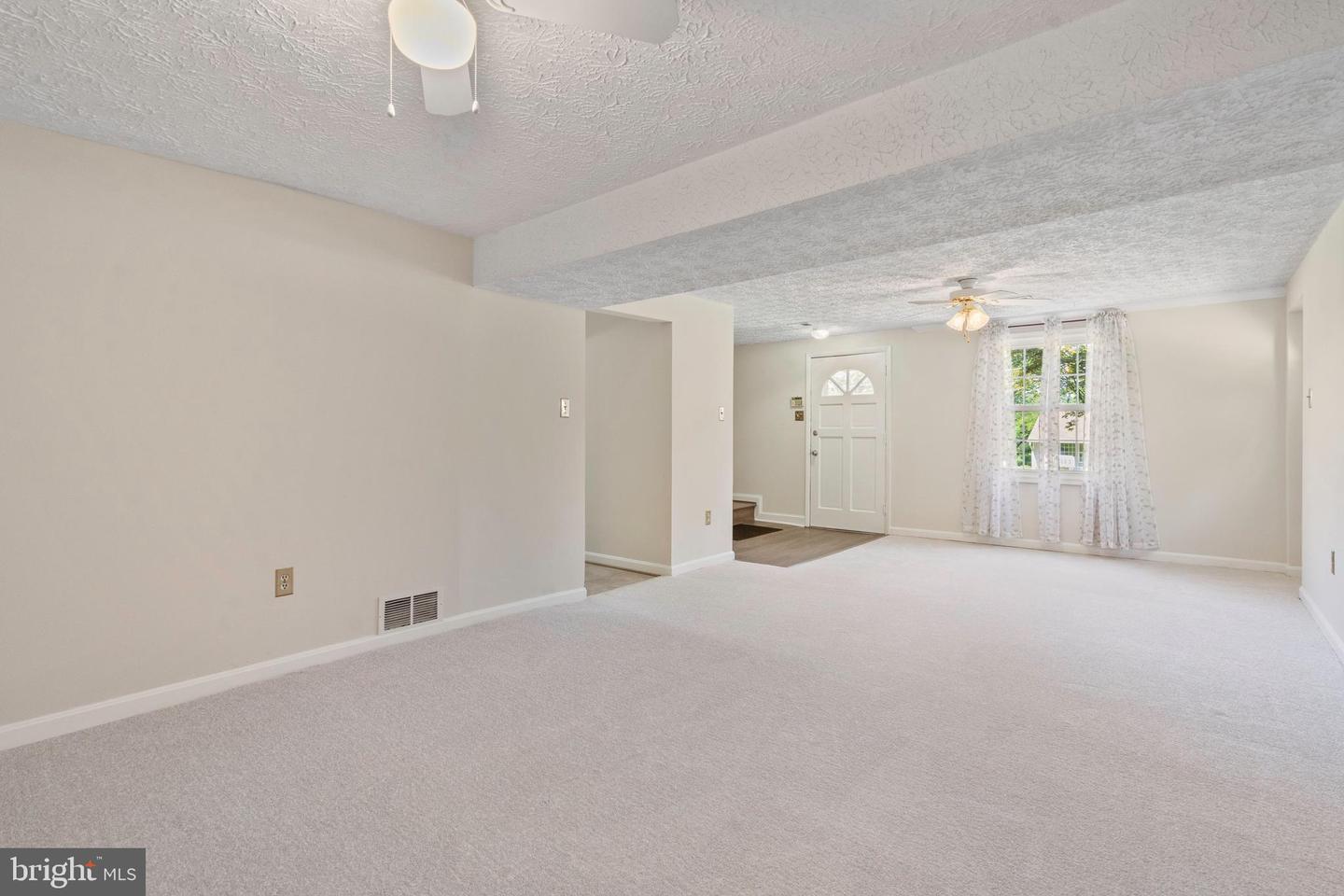 6503 CARRIAGE DR, ALEXANDRIA, Virginia 22310, 3 Bedrooms Bedrooms, ,2 BathroomsBathrooms,Residential,For sale,6503 CARRIAGE DR,VAFX2257206 MLS # VAFX2257206