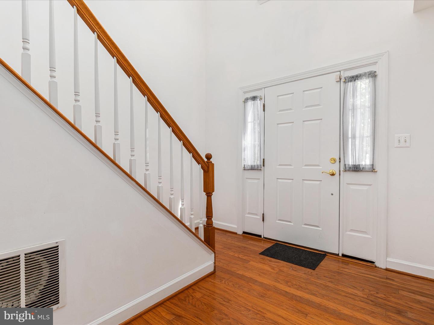 8105 RAINWATER CIR, MANASSAS, Virginia 20111, 3 Bedrooms Bedrooms, ,3 BathroomsBathrooms,Residential,For sale,8105 RAINWATER CIR,VAPW2099868 MLS # VAPW2099868