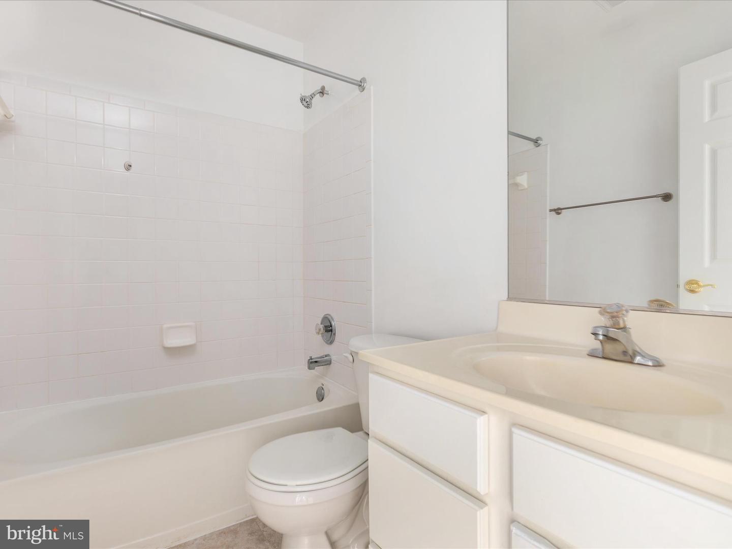 8105 RAINWATER CIR, MANASSAS, Virginia 20111, 3 Bedrooms Bedrooms, ,3 BathroomsBathrooms,Residential,For sale,8105 RAINWATER CIR,VAPW2099868 MLS # VAPW2099868