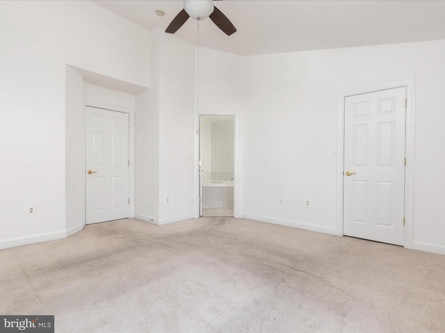 8105 RAINWATER CIR, MANASSAS, Virginia 20111, 3 Bedrooms Bedrooms, ,3 BathroomsBathrooms,Residential,For sale,8105 RAINWATER CIR,VAPW2099868 MLS # VAPW2099868
