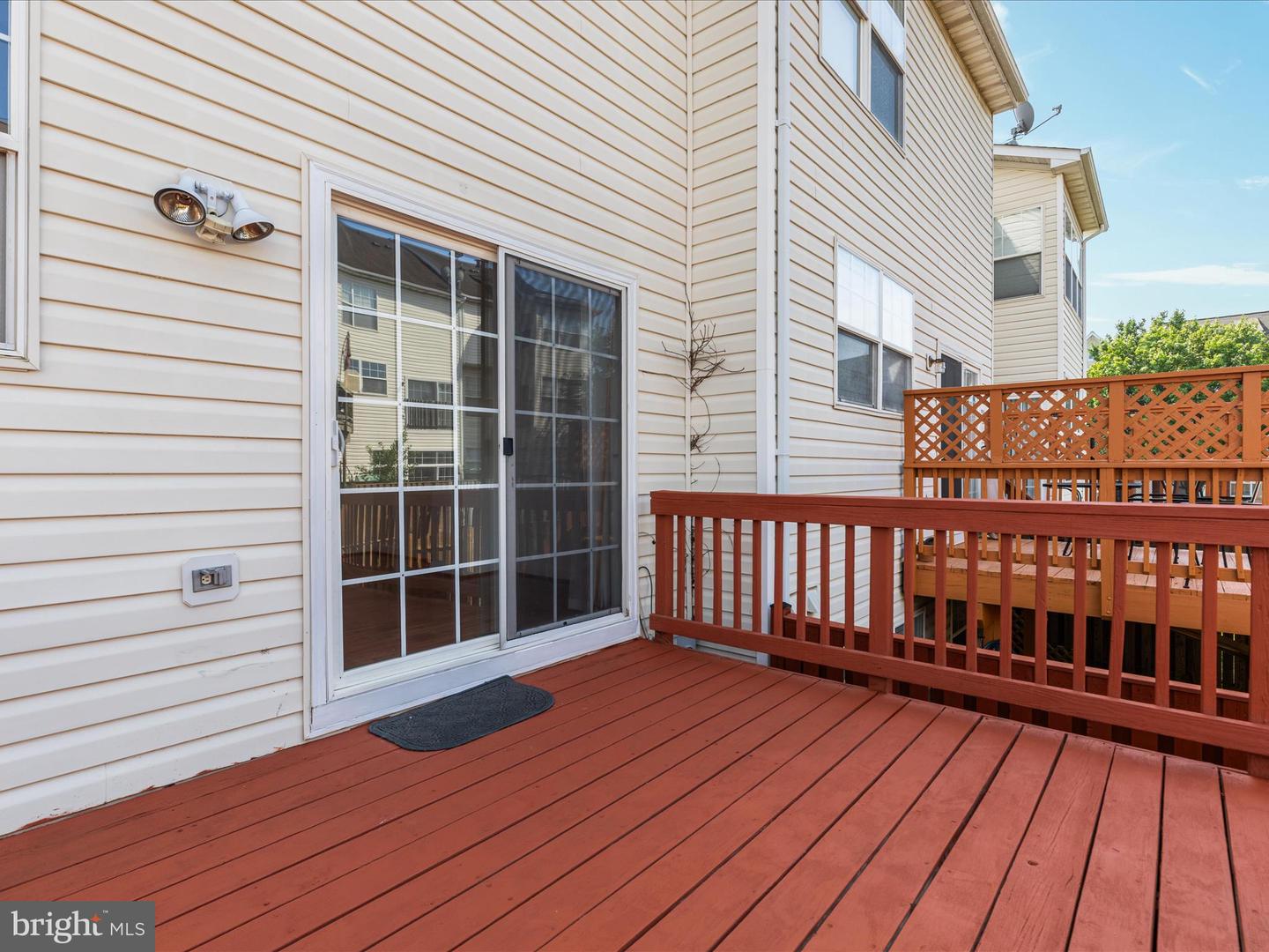 8105 RAINWATER CIR, MANASSAS, Virginia 20111, 3 Bedrooms Bedrooms, ,3 BathroomsBathrooms,Residential,For sale,8105 RAINWATER CIR,VAPW2099868 MLS # VAPW2099868
