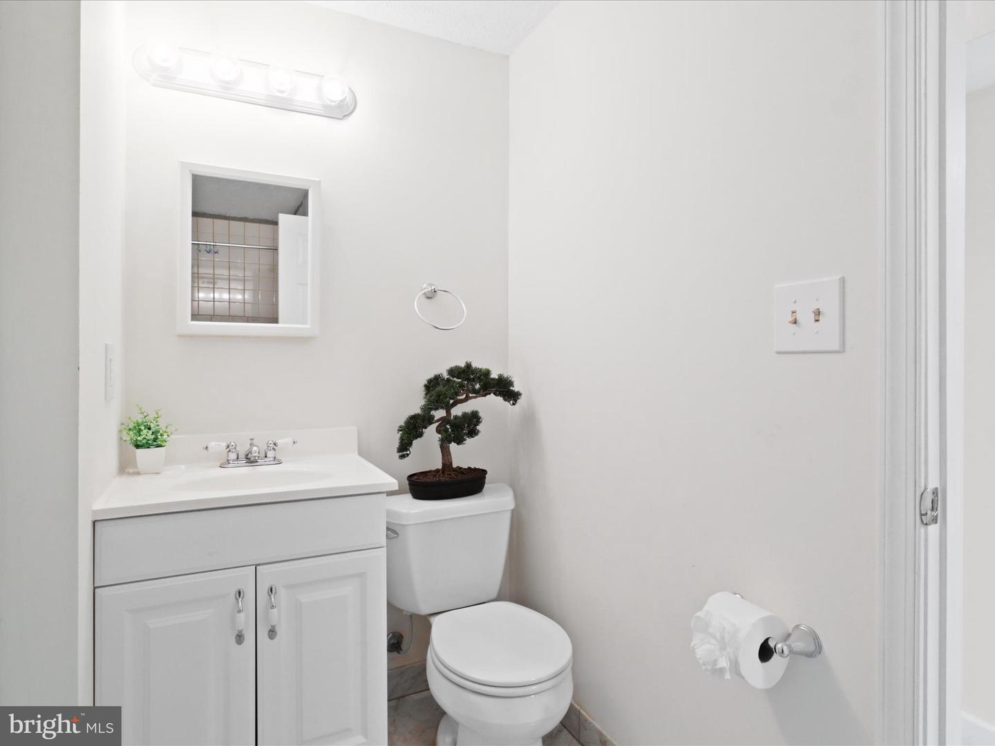 9120 BEACHWAY LN, SPRINGFIELD, Virginia 22153, 4 Bedrooms Bedrooms, ,3 BathroomsBathrooms,Residential,For sale,9120 BEACHWAY LN,VAFX2257736 MLS # VAFX2257736