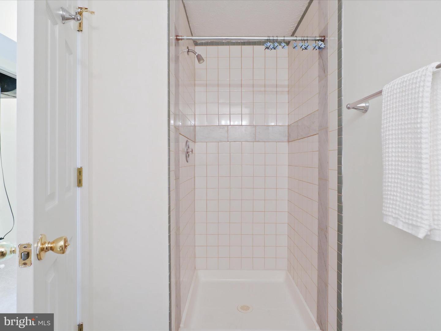 9120 BEACHWAY LN, SPRINGFIELD, Virginia 22153, 4 Bedrooms Bedrooms, ,3 BathroomsBathrooms,Residential,For sale,9120 BEACHWAY LN,VAFX2257736 MLS # VAFX2257736