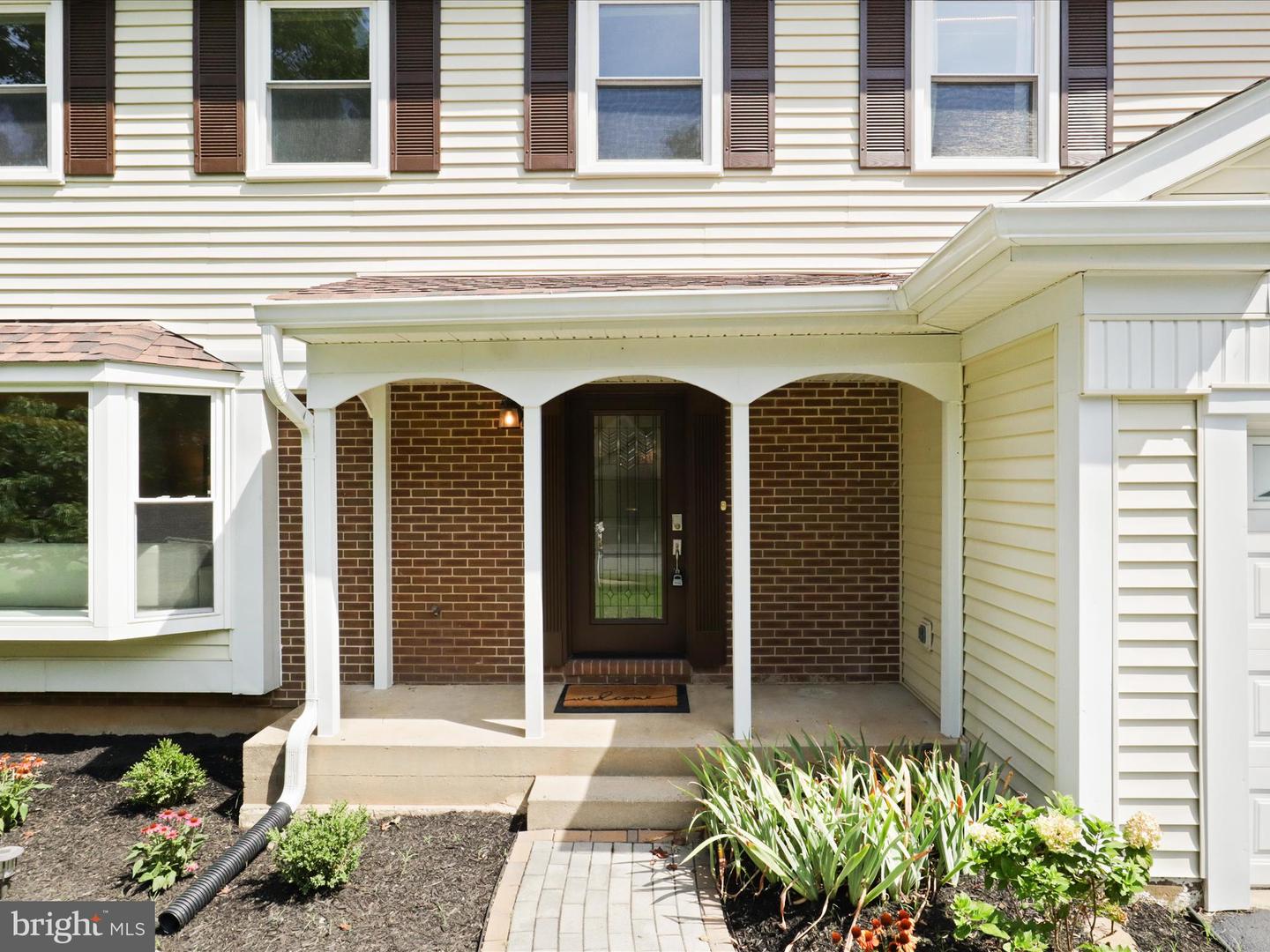 9120 BEACHWAY LN, SPRINGFIELD, Virginia 22153, 4 Bedrooms Bedrooms, ,3 BathroomsBathrooms,Residential,For sale,9120 BEACHWAY LN,VAFX2257736 MLS # VAFX2257736