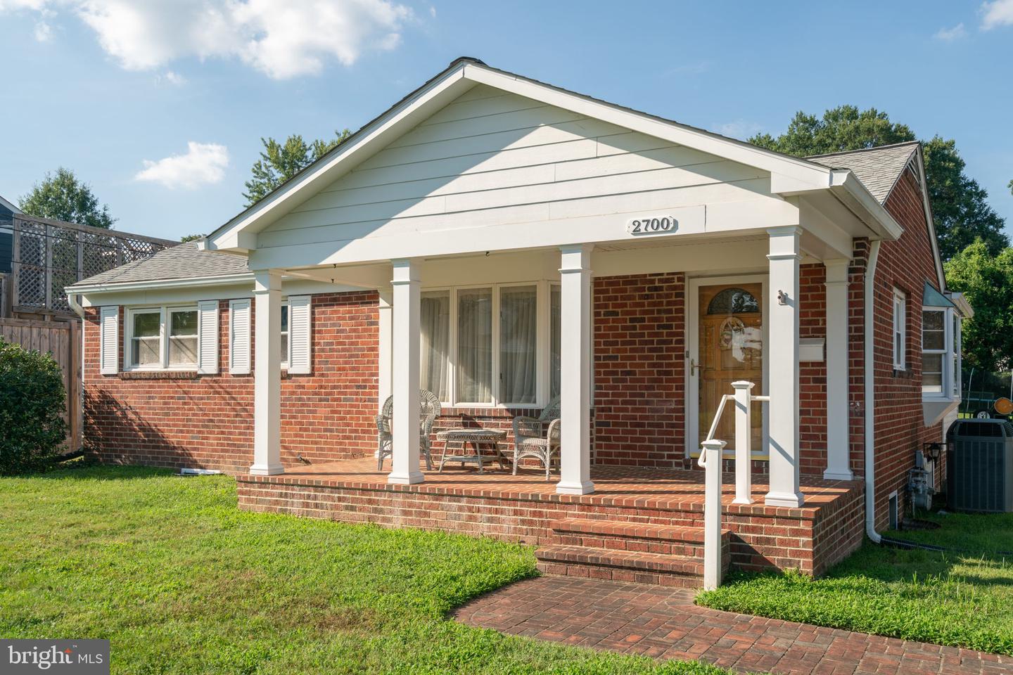 2700 SCHOOLEY DR, ALEXANDRIA, Virginia 22306, 3 Bedrooms Bedrooms, 6 Rooms Rooms,3 BathroomsBathrooms,Residential,For sale,2700 SCHOOLEY DR,VAFX2258004 MLS # VAFX2258004