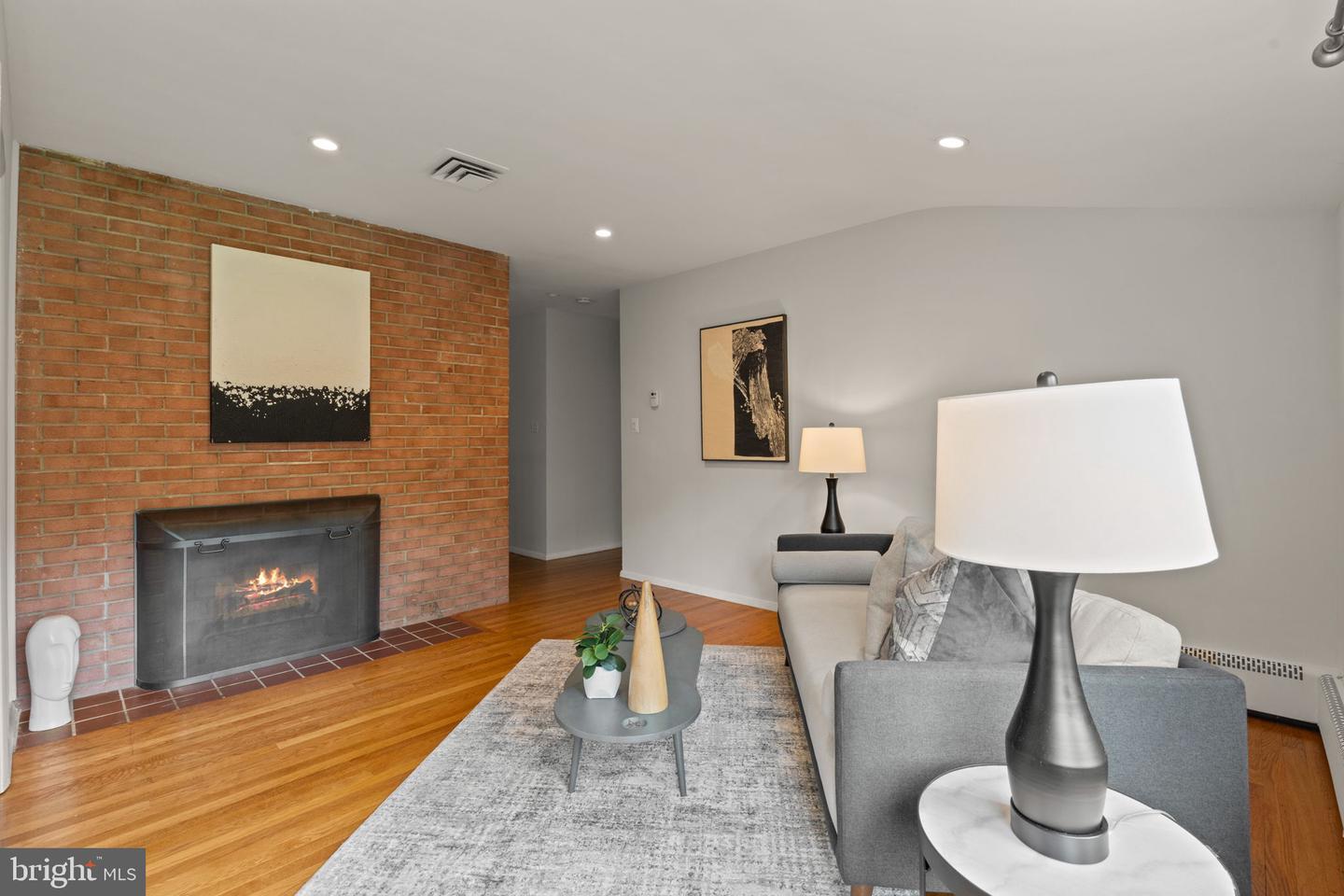 6611 DEARBORN DR, FALLS CHURCH, Virginia 22044, 5 Bedrooms Bedrooms, ,3 BathroomsBathrooms,Residential,For sale,6611 DEARBORN DR,VAFX2258200 MLS # VAFX2258200