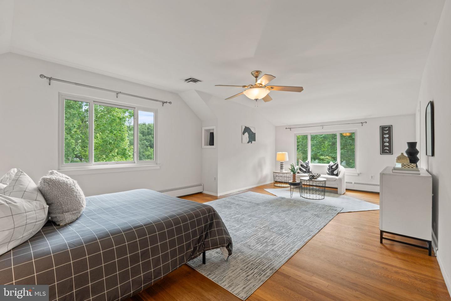 6611 DEARBORN DR, FALLS CHURCH, Virginia 22044, 5 Bedrooms Bedrooms, ,3 BathroomsBathrooms,Residential,For sale,6611 DEARBORN DR,VAFX2258200 MLS # VAFX2258200