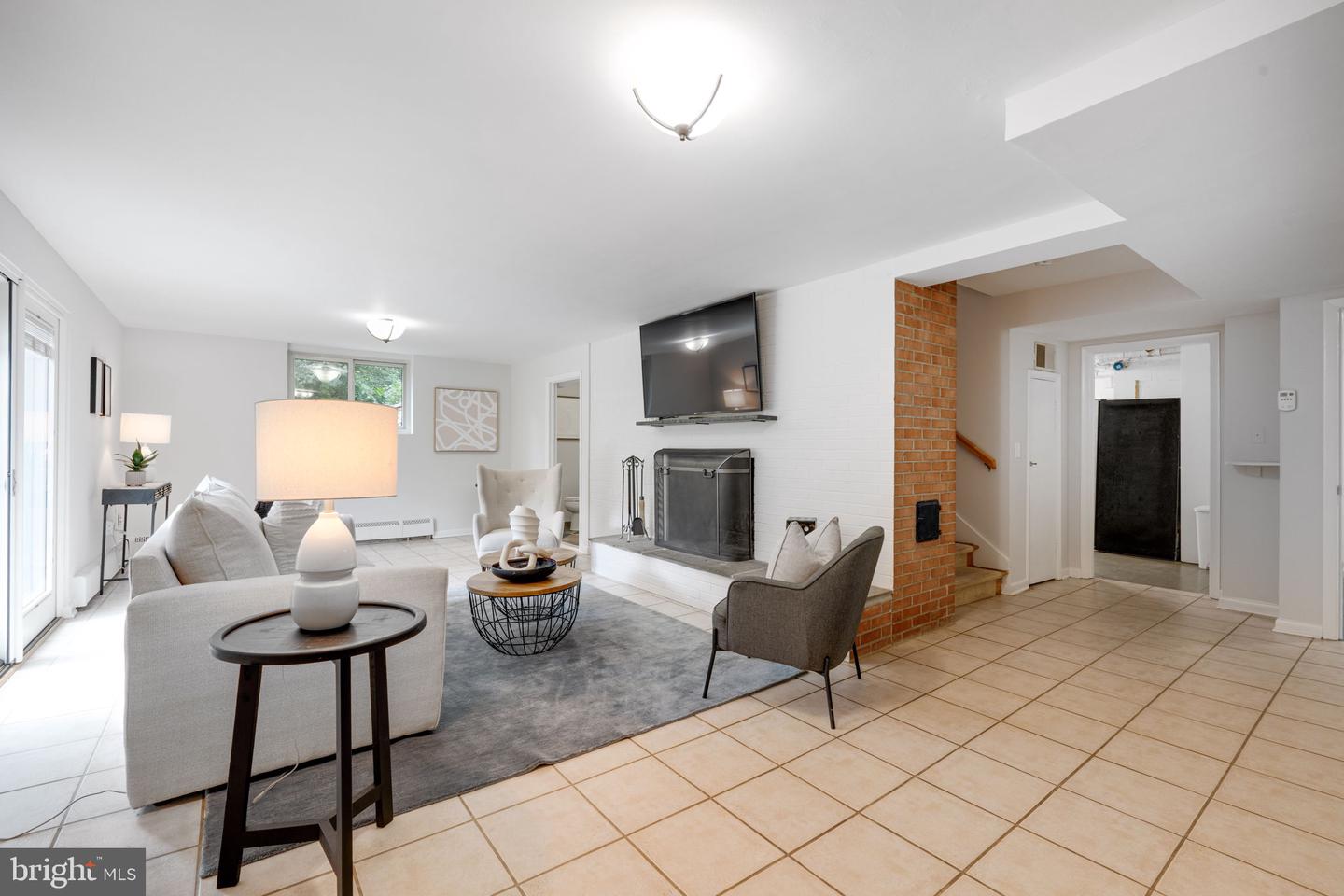 6611 DEARBORN DR, FALLS CHURCH, Virginia 22044, 5 Bedrooms Bedrooms, ,3 BathroomsBathrooms,Residential,For sale,6611 DEARBORN DR,VAFX2258200 MLS # VAFX2258200