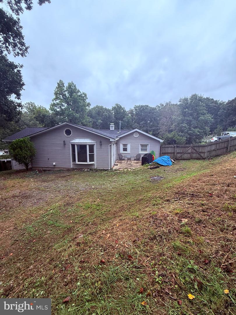 18318 SHARON RD, TRIANGLE, Virginia 22172, 3 Bedrooms Bedrooms, ,2 BathroomsBathrooms,Residential,For sale,18318 SHARON RD,VAPW2100266 MLS # VAPW2100266