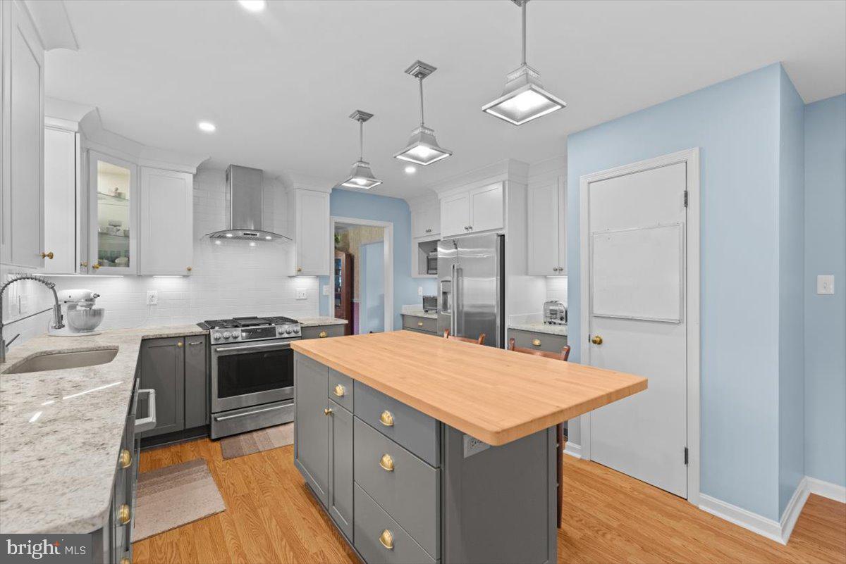 101 DUTTON PL, WINCHESTER, Virginia 22601, 3 Bedrooms Bedrooms, ,2 BathroomsBathrooms,Residential,For sale,101 DUTTON PL,VAFV2035774 MLS # VAFV2035774