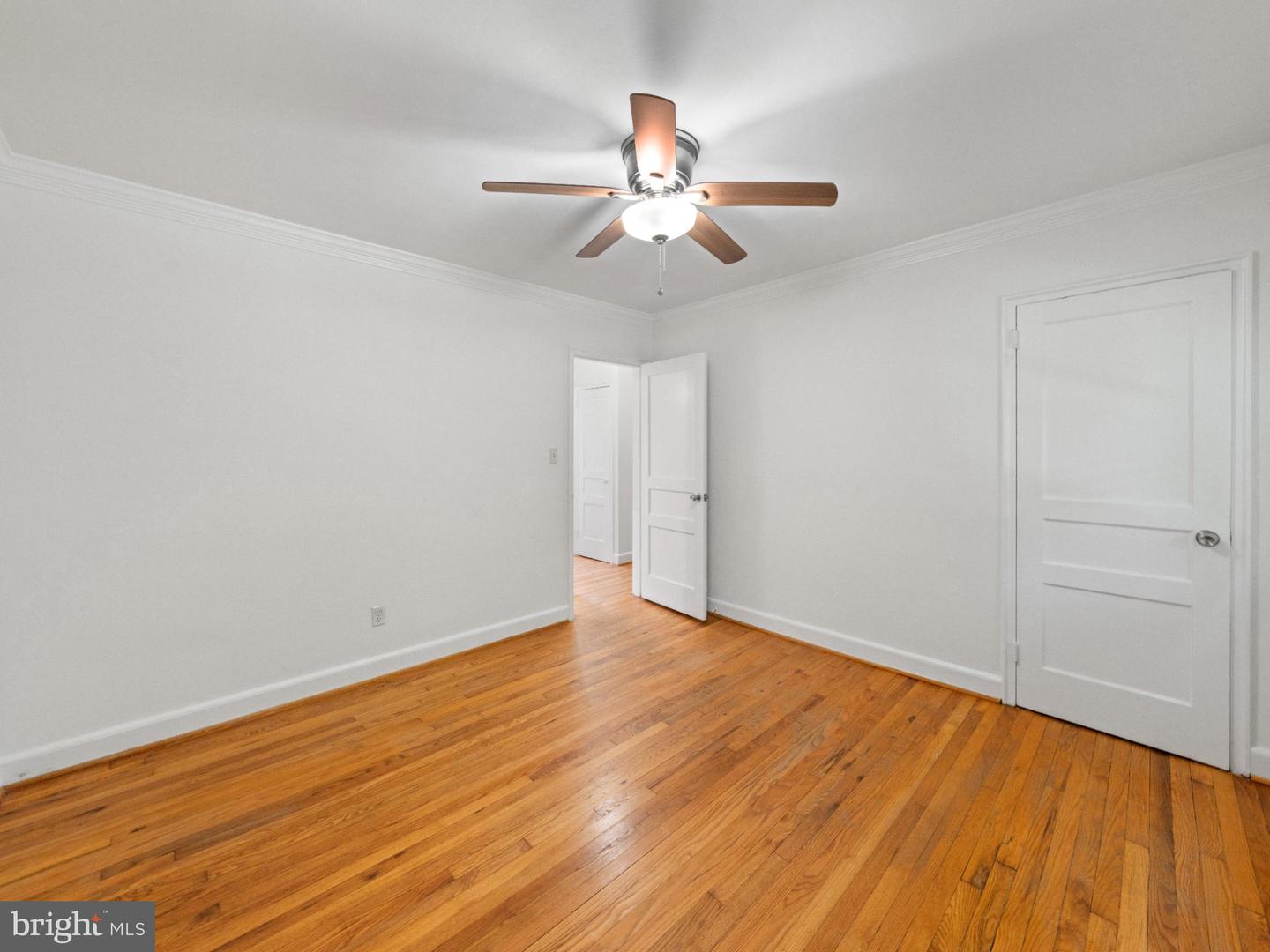 423 MT VERNON AVE, ALEXANDRIA, Virginia 22301, 2 Bedrooms Bedrooms, ,2 BathroomsBathrooms,Residential,For sale,423 MT VERNON AVE,VAAX2048034 MLS # VAAX2048034
