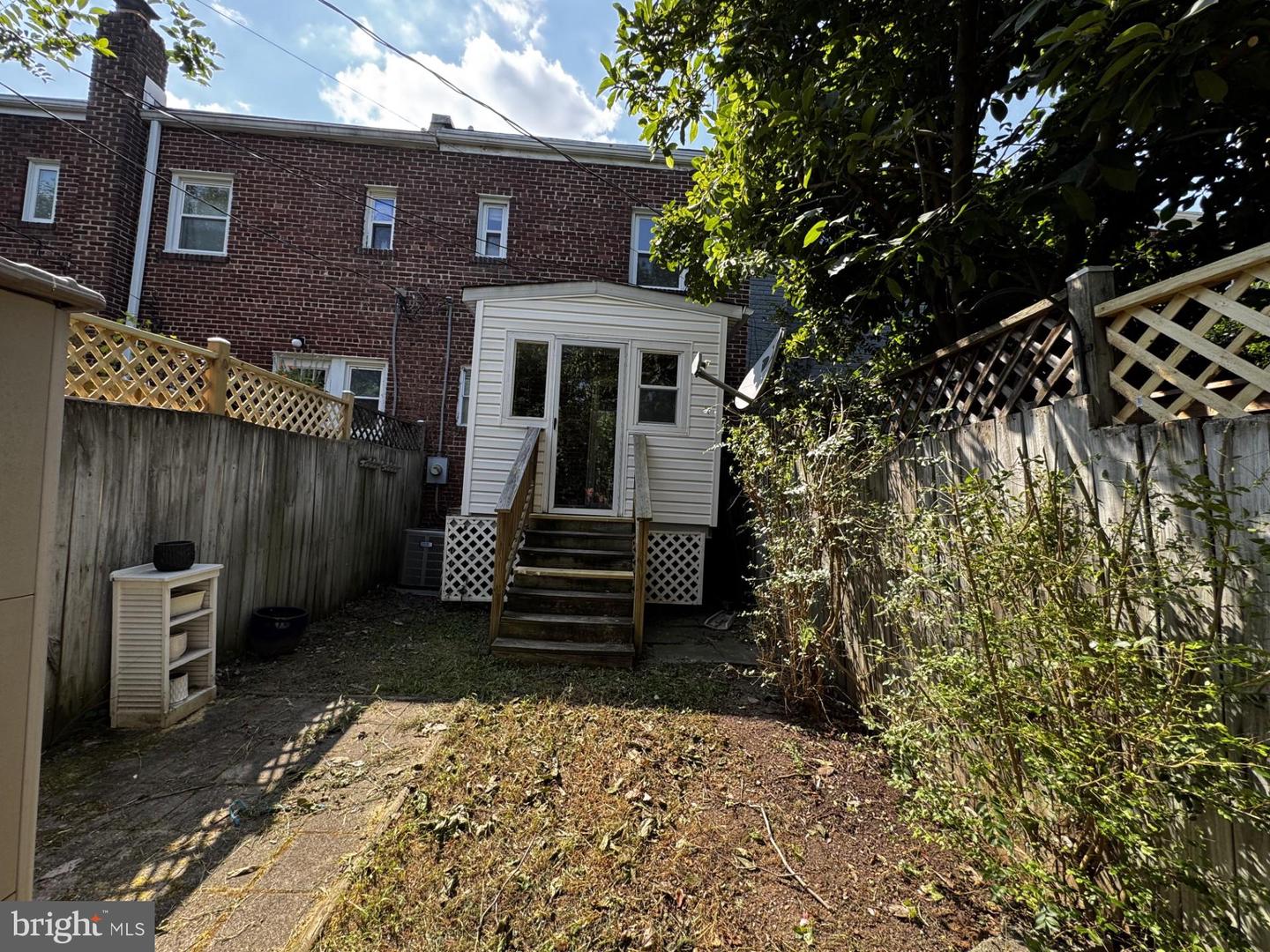 423 MT VERNON AVE, ALEXANDRIA, Virginia 22301, 2 Bedrooms Bedrooms, ,2 BathroomsBathrooms,Residential,For sale,423 MT VERNON AVE,VAAX2048034 MLS # VAAX2048034