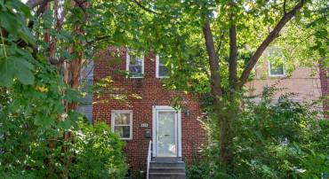 423 MT VERNON AVE, ALEXANDRIA, Virginia 22301, 2 Bedrooms Bedrooms, ,2 BathroomsBathrooms,Residential,For sale,423 MT VERNON AVE,VAAX2048034 MLS # VAAX2048034