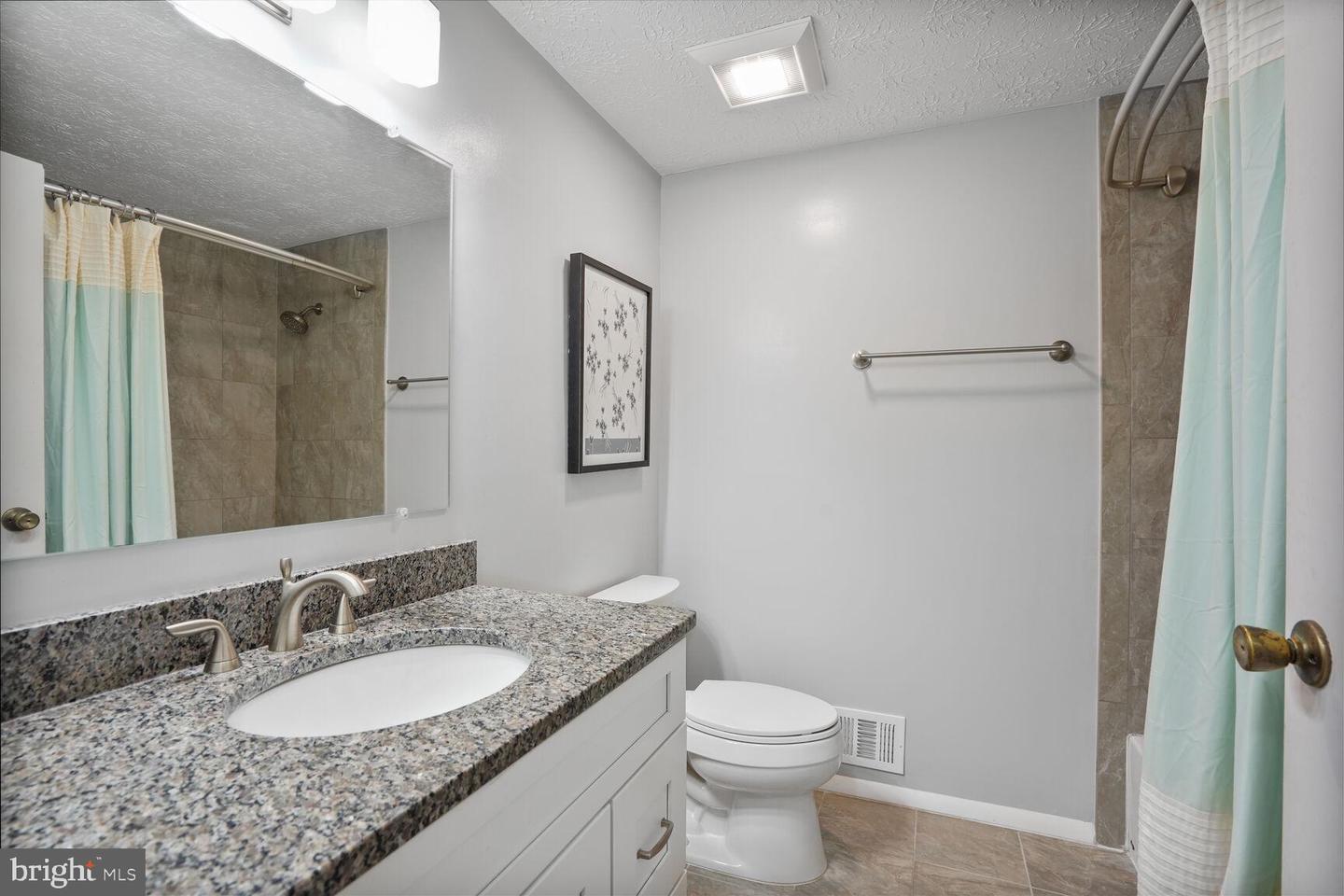 12793 BRADWELL RD, HERNDON, Virginia 20171, 3 Bedrooms Bedrooms, 12 Rooms Rooms,2 BathroomsBathrooms,Residential,For sale,12793 BRADWELL RD,VAFX2258396 MLS # VAFX2258396