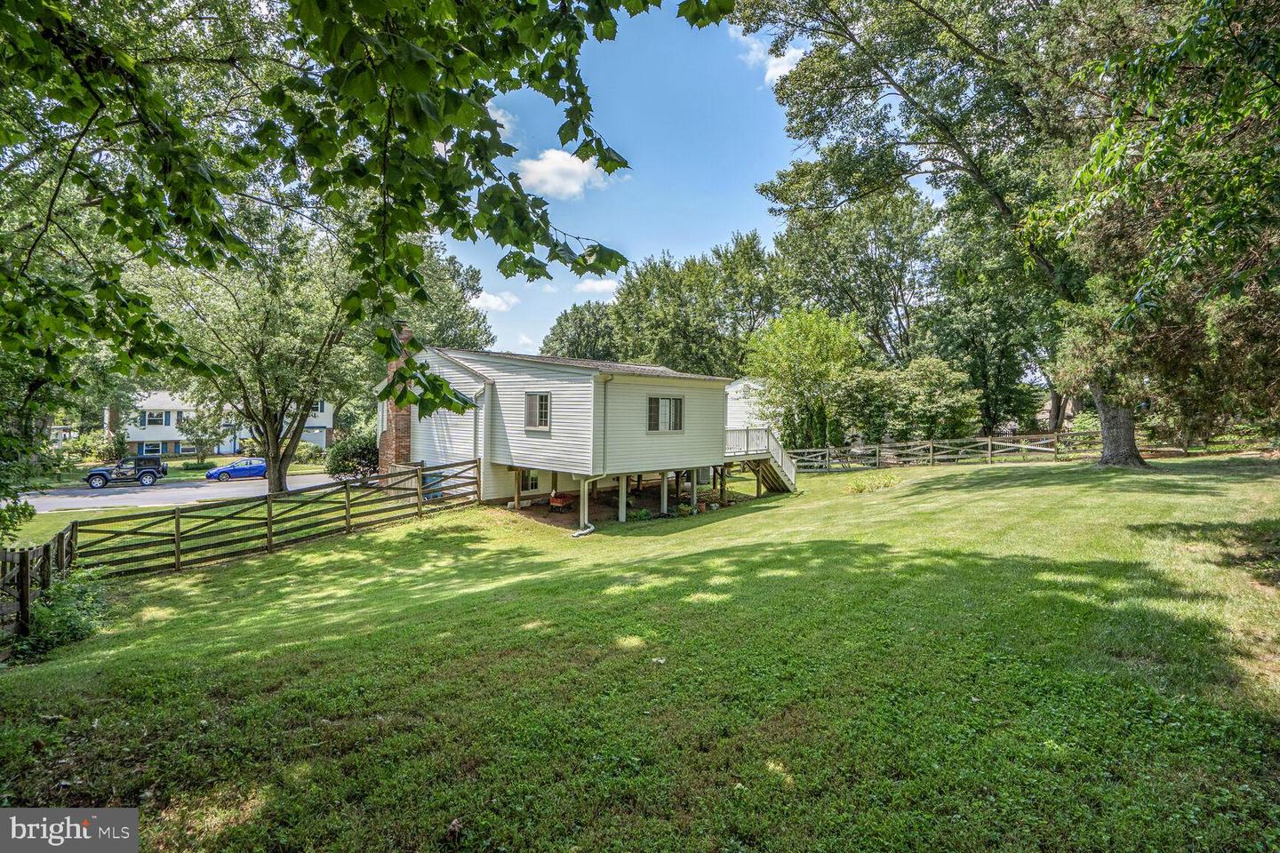 12793 BRADWELL RD, HERNDON, Virginia 20171, 3 Bedrooms Bedrooms, 12 Rooms Rooms,2 BathroomsBathrooms,Residential,For sale,12793 BRADWELL RD,VAFX2258396 MLS # VAFX2258396