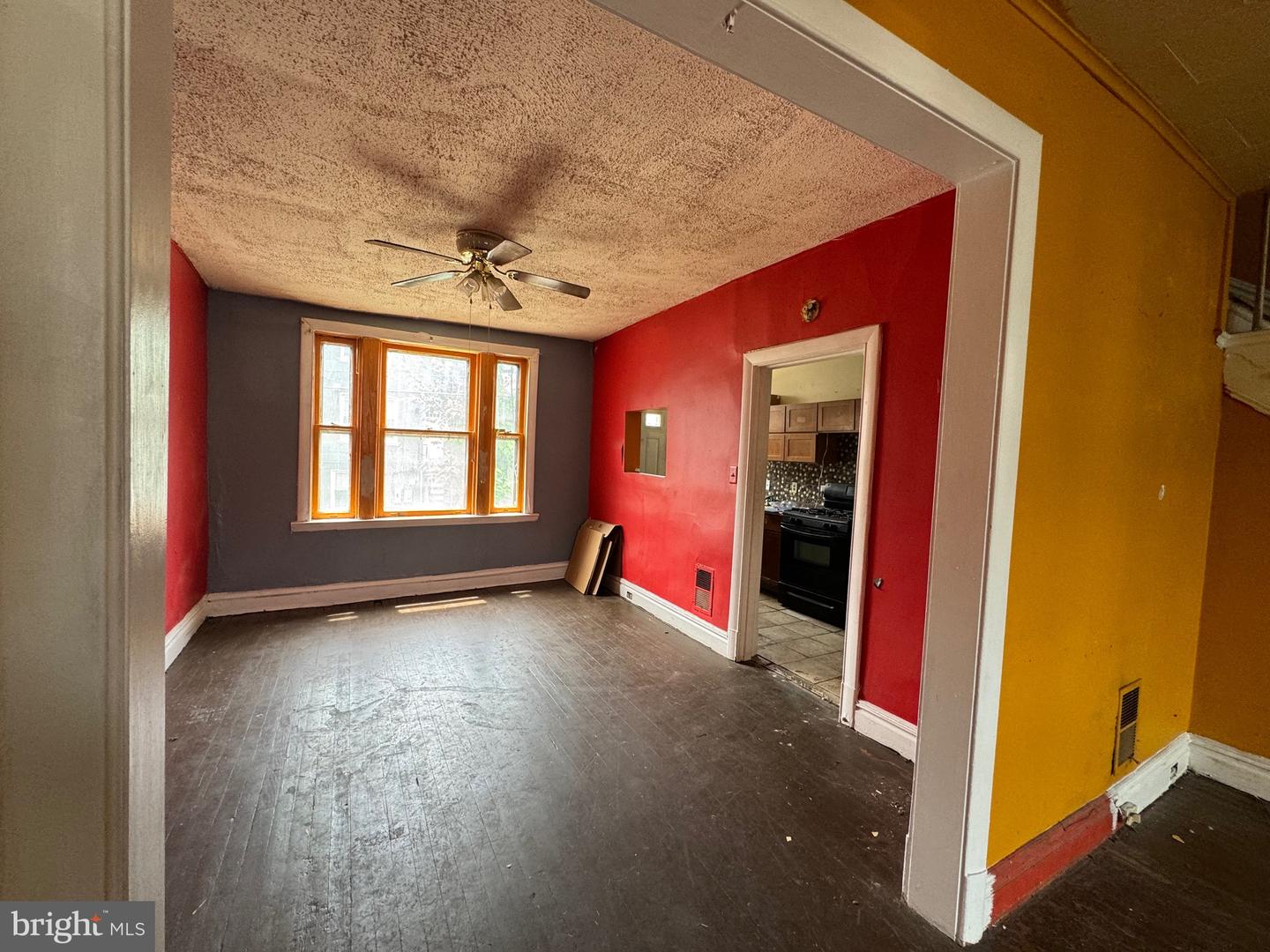 223 ASCOT PL NE, WASHINGTON, District Of Columbia 20002, 3 Bedrooms Bedrooms, 7 Rooms Rooms,3 BathroomsBathrooms,Residential,For sale,223 ASCOT PL NE,DCDC2212850 MLS # DCDC2212850