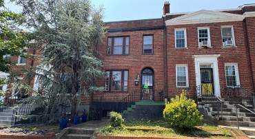 223 ASCOT PL NE, WASHINGTON, District Of Columbia 20002, 3 Bedrooms Bedrooms, 7 Rooms Rooms,3 BathroomsBathrooms,Residential,For sale,223 ASCOT PL NE,DCDC2212850 MLS # DCDC2212850