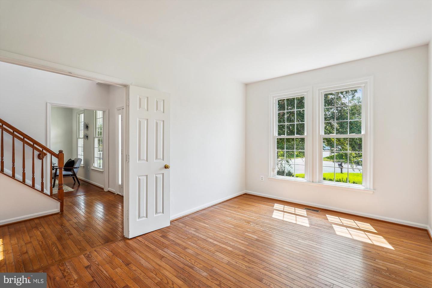42924 MAPLEGROVE CT, ASHBURN, Virginia 20147, 5 Bedrooms Bedrooms, ,3 BathroomsBathrooms,Residential,For sale,42924 MAPLEGROVE CT,VALO2103488 MLS # VALO2103488