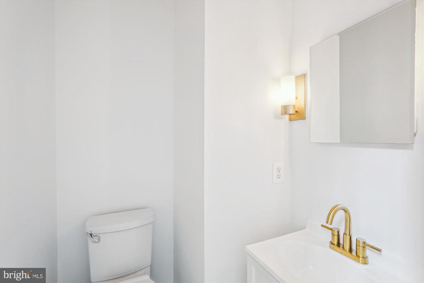 42924 MAPLEGROVE CT, ASHBURN, Virginia 20147, 5 Bedrooms Bedrooms, ,3 BathroomsBathrooms,Residential,For sale,42924 MAPLEGROVE CT,VALO2103488 MLS # VALO2103488