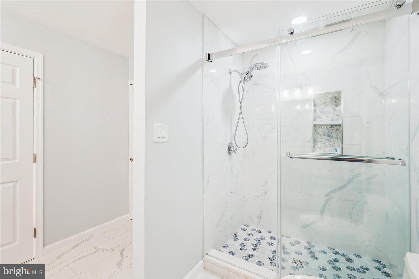 42924 MAPLEGROVE CT, ASHBURN, Virginia 20147, 5 Bedrooms Bedrooms, ,3 BathroomsBathrooms,Residential,For sale,42924 MAPLEGROVE CT,VALO2103488 MLS # VALO2103488