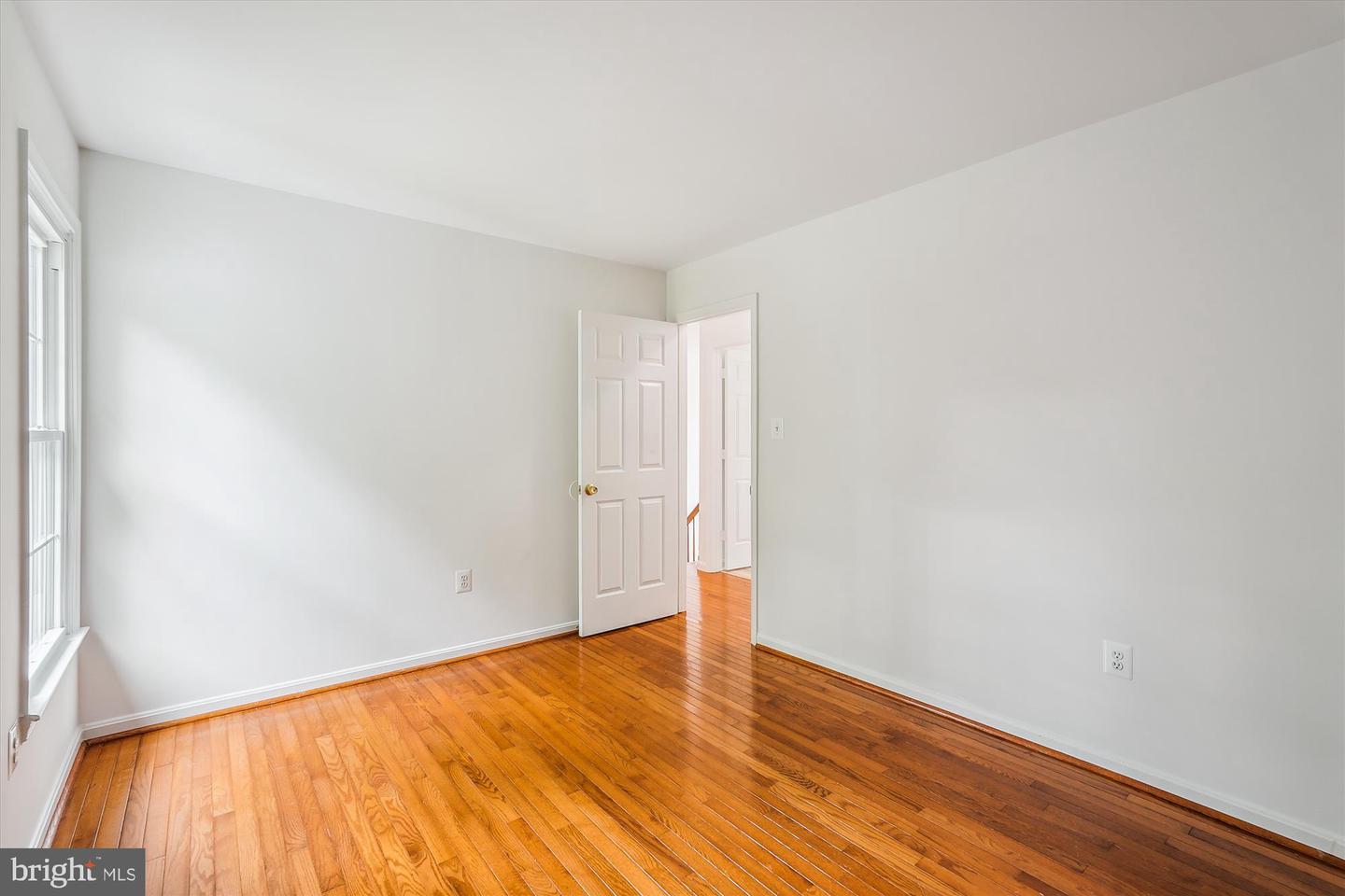 42924 MAPLEGROVE CT, ASHBURN, Virginia 20147, 5 Bedrooms Bedrooms, ,3 BathroomsBathrooms,Residential,For sale,42924 MAPLEGROVE CT,VALO2103488 MLS # VALO2103488