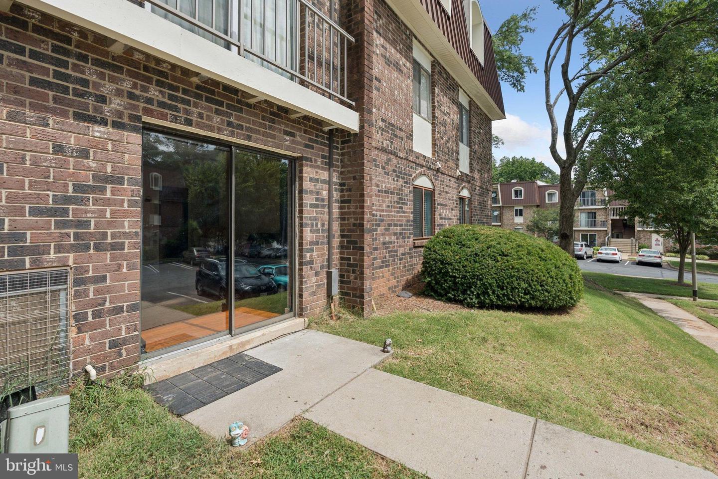 221 N EMORY DR #4, STERLING, Virginia 20164, 3 Bedrooms Bedrooms, 5 Rooms Rooms,2 BathroomsBathrooms,Residential,For sale,221 N EMORY DR #4,VALO2103526 MLS # VALO2103526