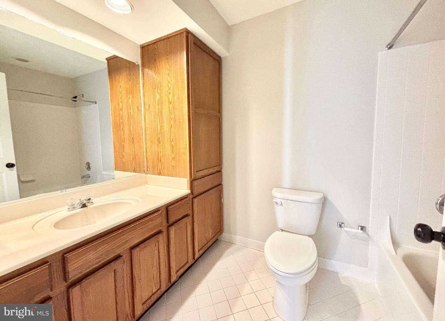 5 YORKSHIRE CT, STAFFORD, Virginia 22554, 4 Bedrooms Bedrooms, ,2 BathroomsBathrooms,Residential,For sale,5 YORKSHIRE CT,VAST2041316 MLS # VAST2041316