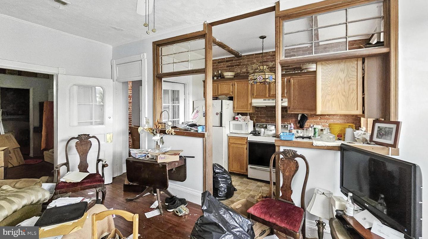 511 F ST NE, WASHINGTON, District Of Columbia 20002, 3 Bedrooms Bedrooms, ,2 BathroomsBathrooms,Residential,For sale,511 F ST NE,DCDC2212912 MLS # DCDC2212912