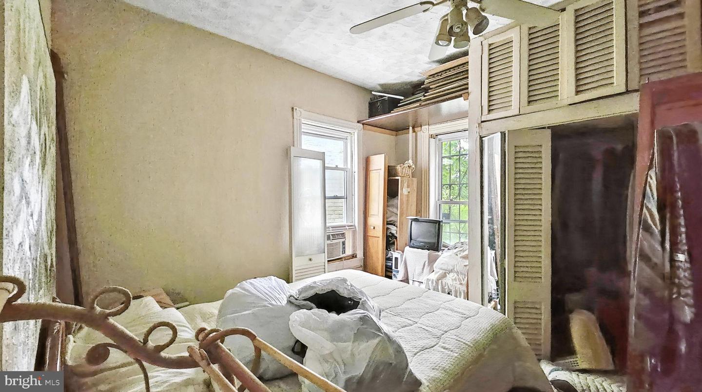511 F ST NE, WASHINGTON, District Of Columbia 20002, 3 Bedrooms Bedrooms, ,2 BathroomsBathrooms,Residential,For sale,511 F ST NE,DCDC2212912 MLS # DCDC2212912
