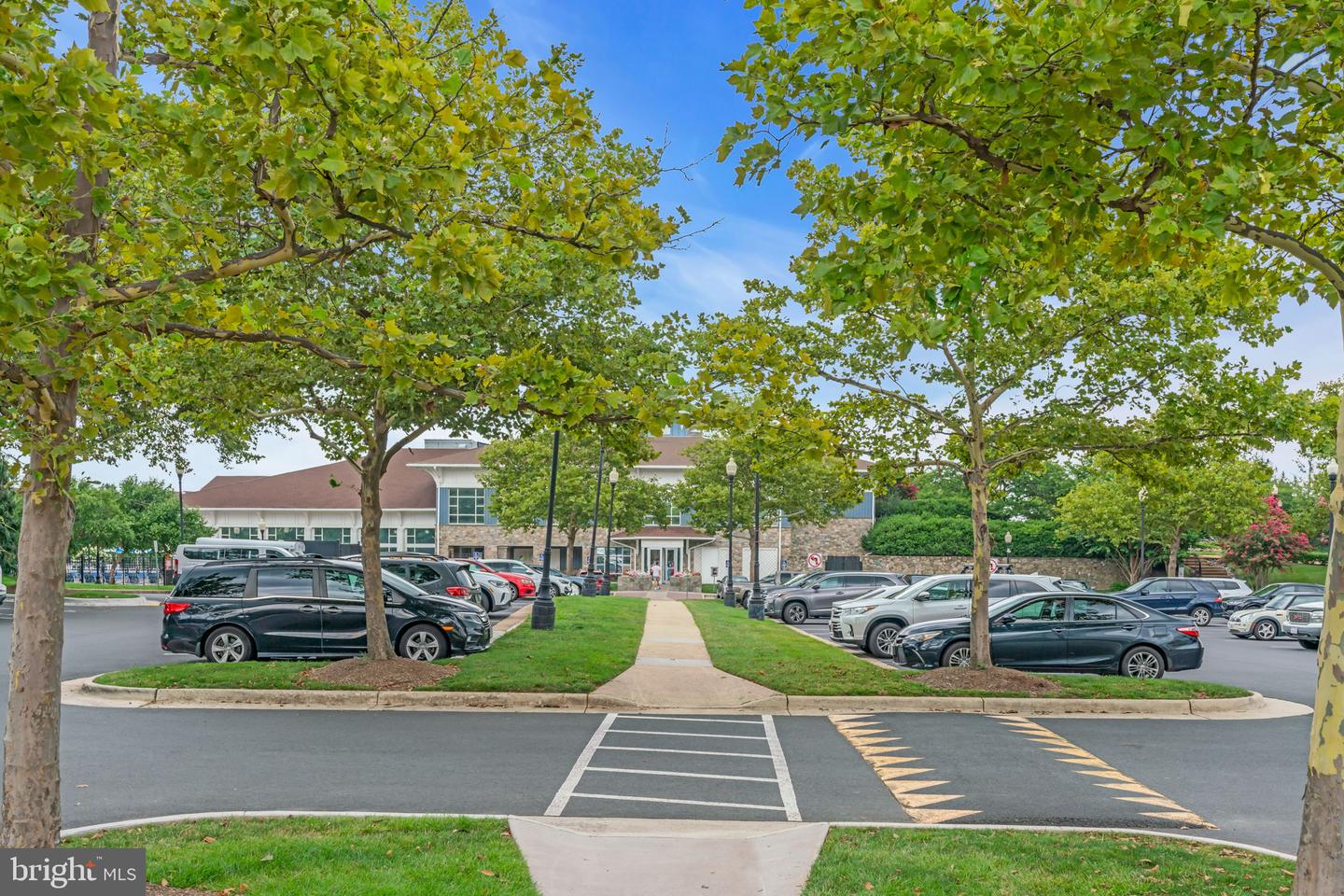 20593 CORNSTALK TER #101, ASHBURN, Virginia 20147, 1 Bedroom Bedrooms, ,1 BathroomBathrooms,Residential,For sale,20593 CORNSTALK TER #101,VALO2103540 MLS # VALO2103540