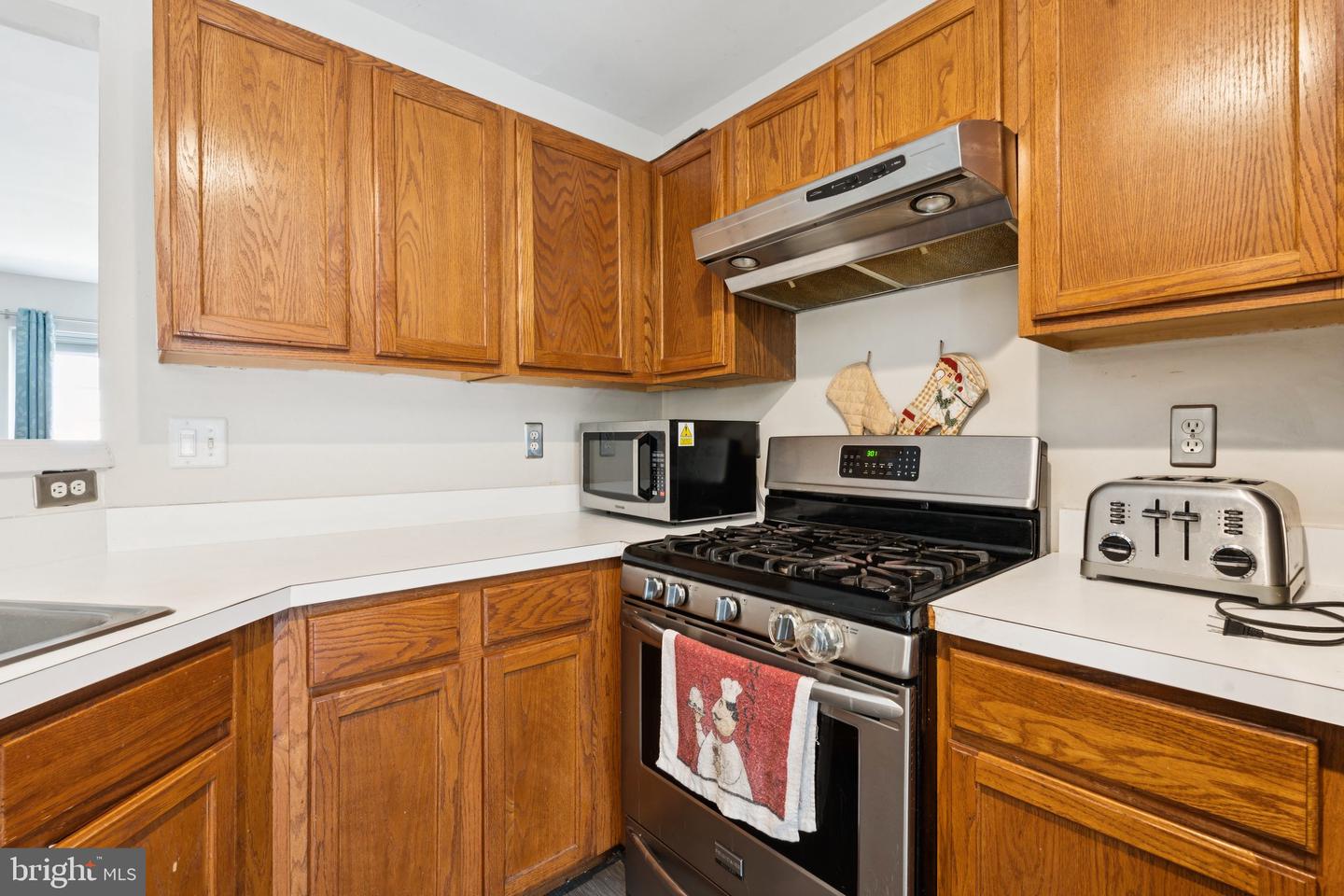 3547 NEXUS CT, WOODBRIDGE, Virginia 22192, 4 Bedrooms Bedrooms, ,3 BathroomsBathrooms,Residential,For sale,3547 NEXUS CT,VAPW2100410 MLS # VAPW2100410