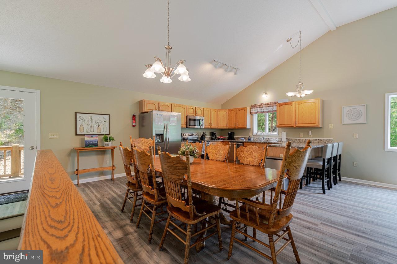 4070 PALMER RD, MCGAHEYSVILLE, Virginia 22840, 6 Bedrooms Bedrooms, ,4 BathroomsBathrooms,Residential,For sale,4070 PALMER RD,VARO2002470 MLS # VARO2002470
