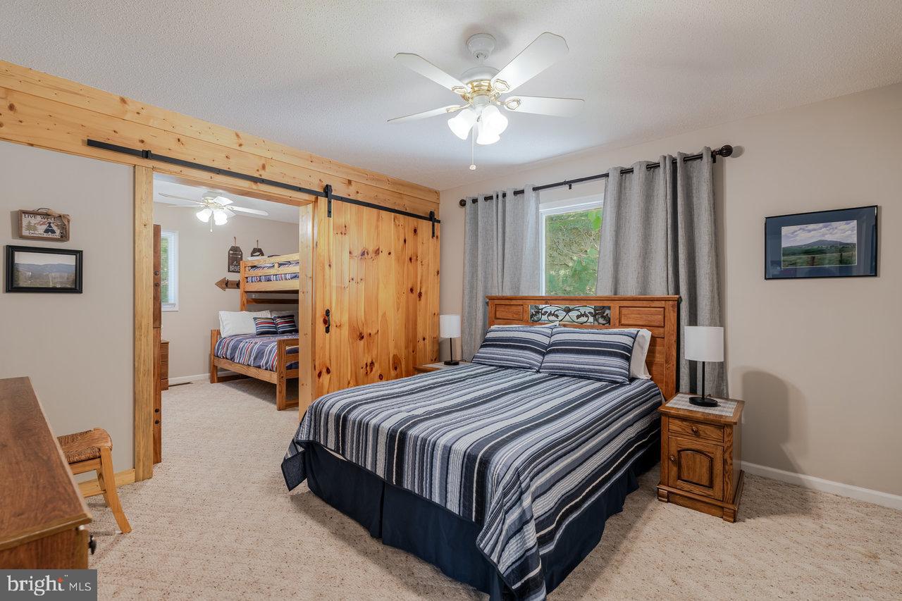 4070 PALMER RD, MCGAHEYSVILLE, Virginia 22840, 6 Bedrooms Bedrooms, ,4 BathroomsBathrooms,Residential,For sale,4070 PALMER RD,VARO2002470 MLS # VARO2002470