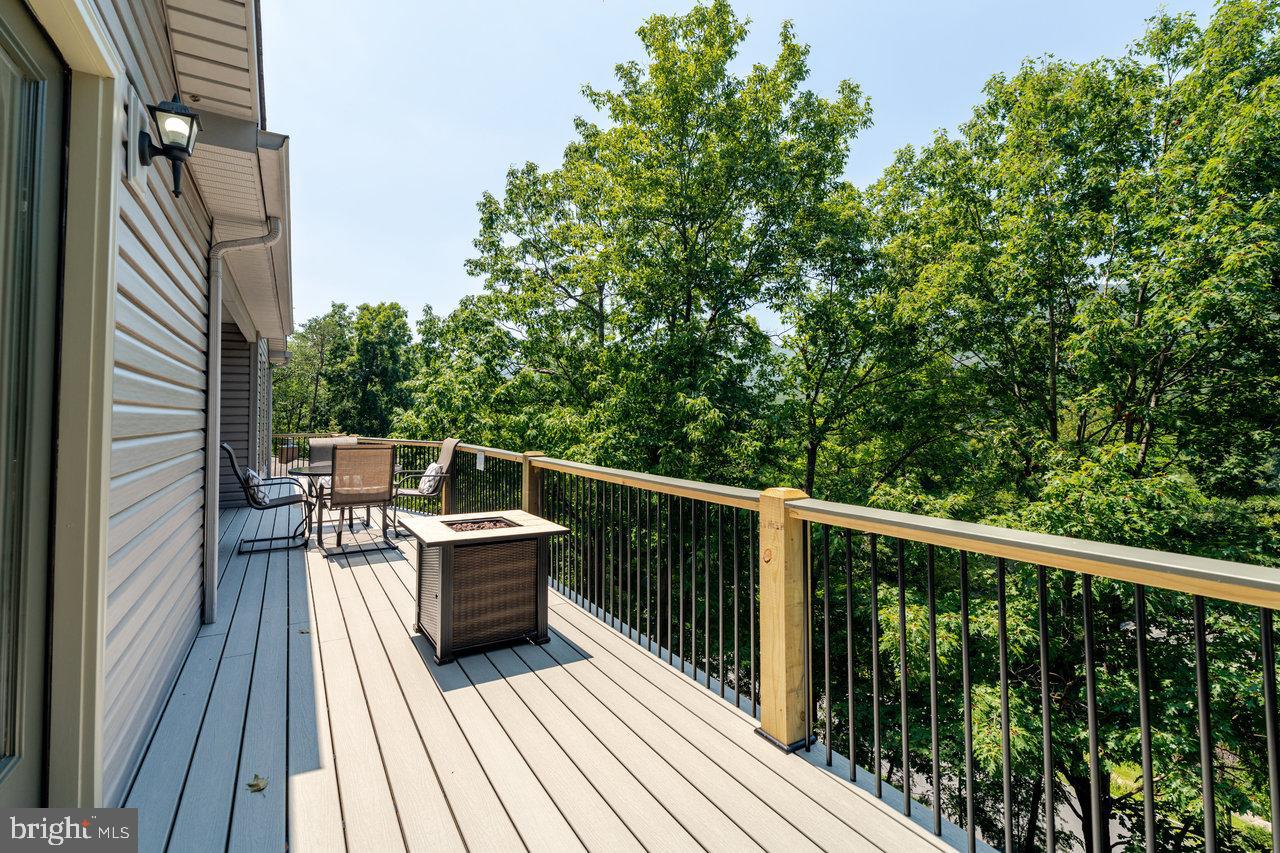 4070 PALMER RD, MCGAHEYSVILLE, Virginia 22840, 6 Bedrooms Bedrooms, ,4 BathroomsBathrooms,Residential,For sale,4070 PALMER RD,VARO2002470 MLS # VARO2002470