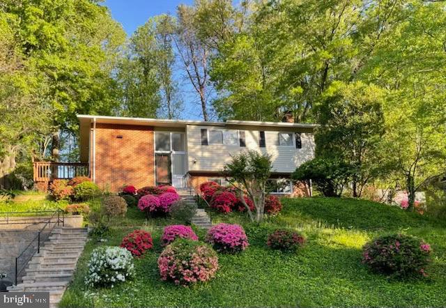 7826 GLENISTER DR, SPRINGFIELD, Virginia 22152, 4 Bedrooms Bedrooms, ,3 BathroomsBathrooms,Residential,For sale,7826 GLENISTER DR,VAFX2258620 MLS # VAFX2258620