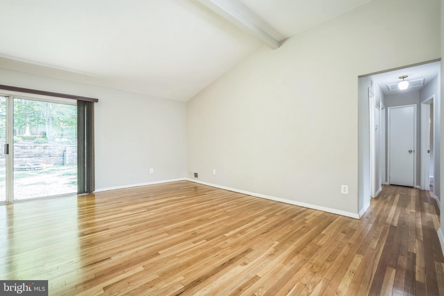 7826 GLENISTER DR, SPRINGFIELD, Virginia 22152, 4 Bedrooms Bedrooms, ,3 BathroomsBathrooms,Residential,For sale,7826 GLENISTER DR,VAFX2258620 MLS # VAFX2258620