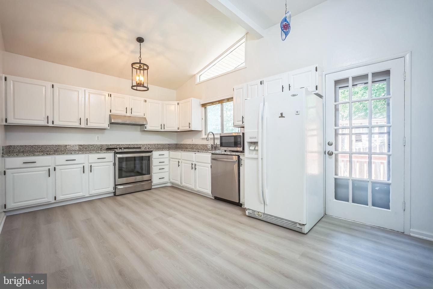 7826 GLENISTER DR, SPRINGFIELD, Virginia 22152, 4 Bedrooms Bedrooms, ,3 BathroomsBathrooms,Residential,For sale,7826 GLENISTER DR,VAFX2258620 MLS # VAFX2258620
