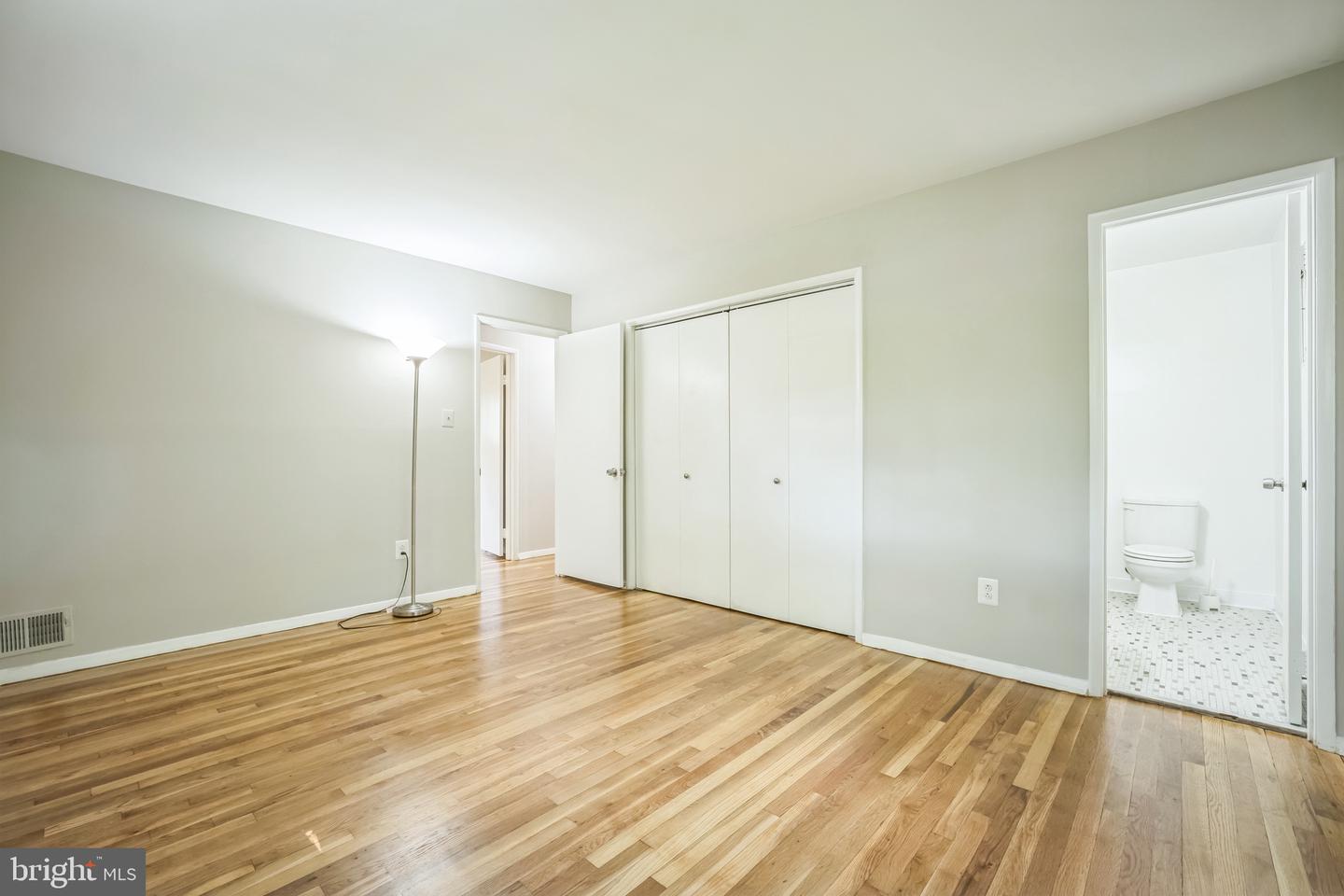 7826 GLENISTER DR, SPRINGFIELD, Virginia 22152, 4 Bedrooms Bedrooms, ,3 BathroomsBathrooms,Residential,For sale,7826 GLENISTER DR,VAFX2258620 MLS # VAFX2258620