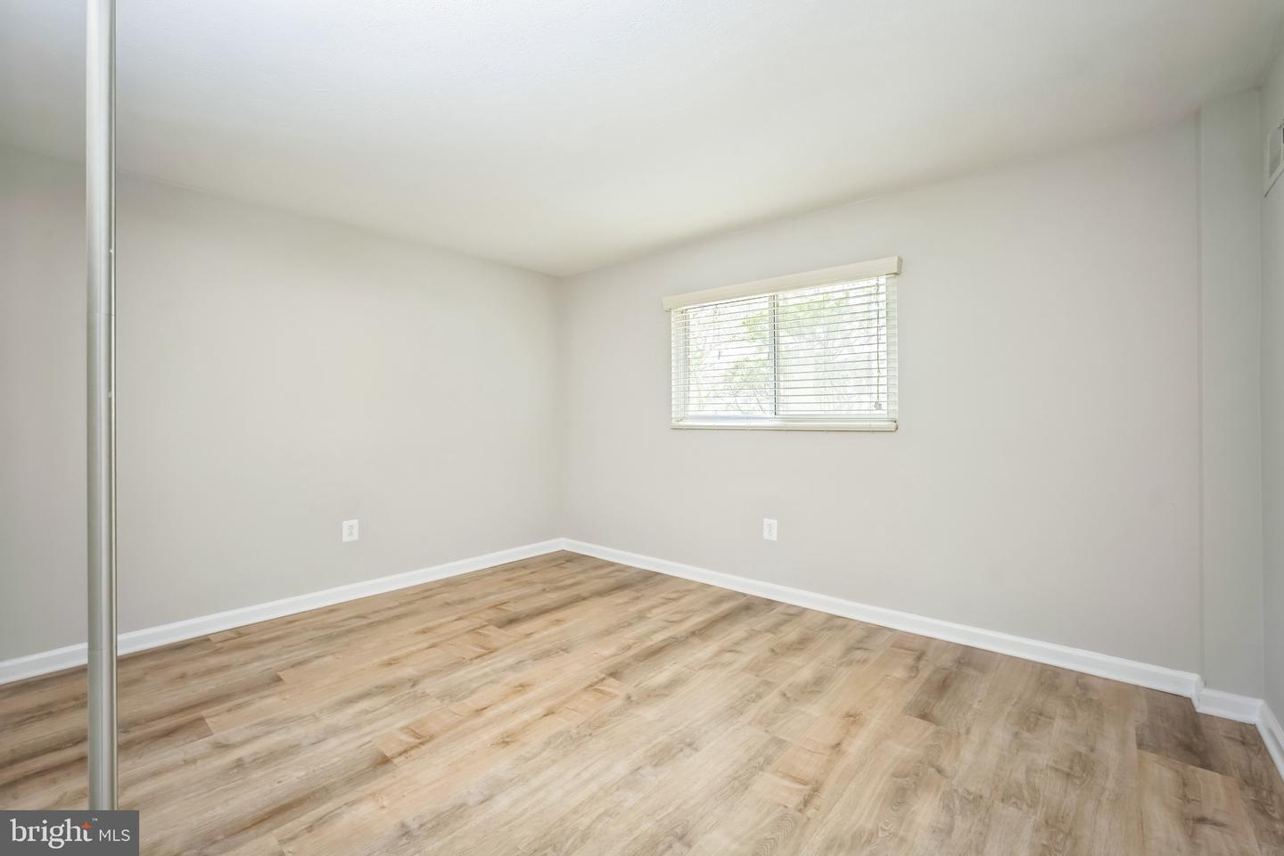 7826 GLENISTER DR, SPRINGFIELD, Virginia 22152, 4 Bedrooms Bedrooms, ,3 BathroomsBathrooms,Residential,For sale,7826 GLENISTER DR,VAFX2258620 MLS # VAFX2258620