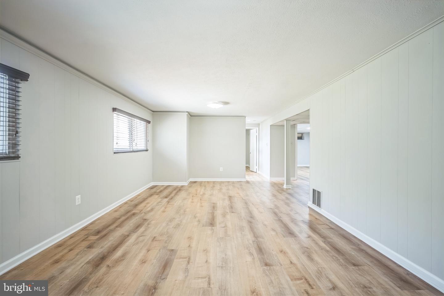 7826 GLENISTER DR, SPRINGFIELD, Virginia 22152, 4 Bedrooms Bedrooms, ,3 BathroomsBathrooms,Residential,For sale,7826 GLENISTER DR,VAFX2258620 MLS # VAFX2258620