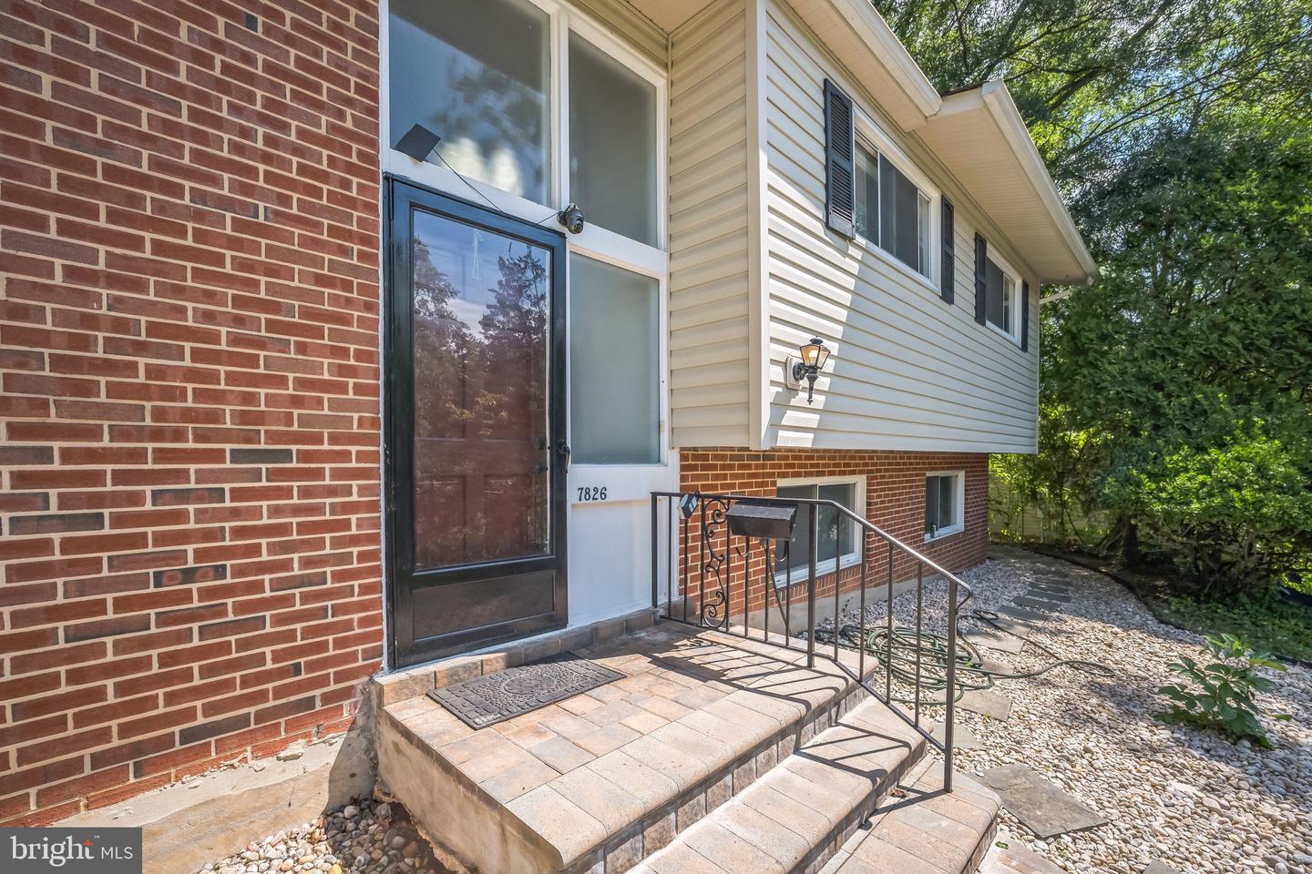 7826 GLENISTER DR, SPRINGFIELD, Virginia 22152, 4 Bedrooms Bedrooms, ,3 BathroomsBathrooms,Residential,For sale,7826 GLENISTER DR,VAFX2258620 MLS # VAFX2258620
